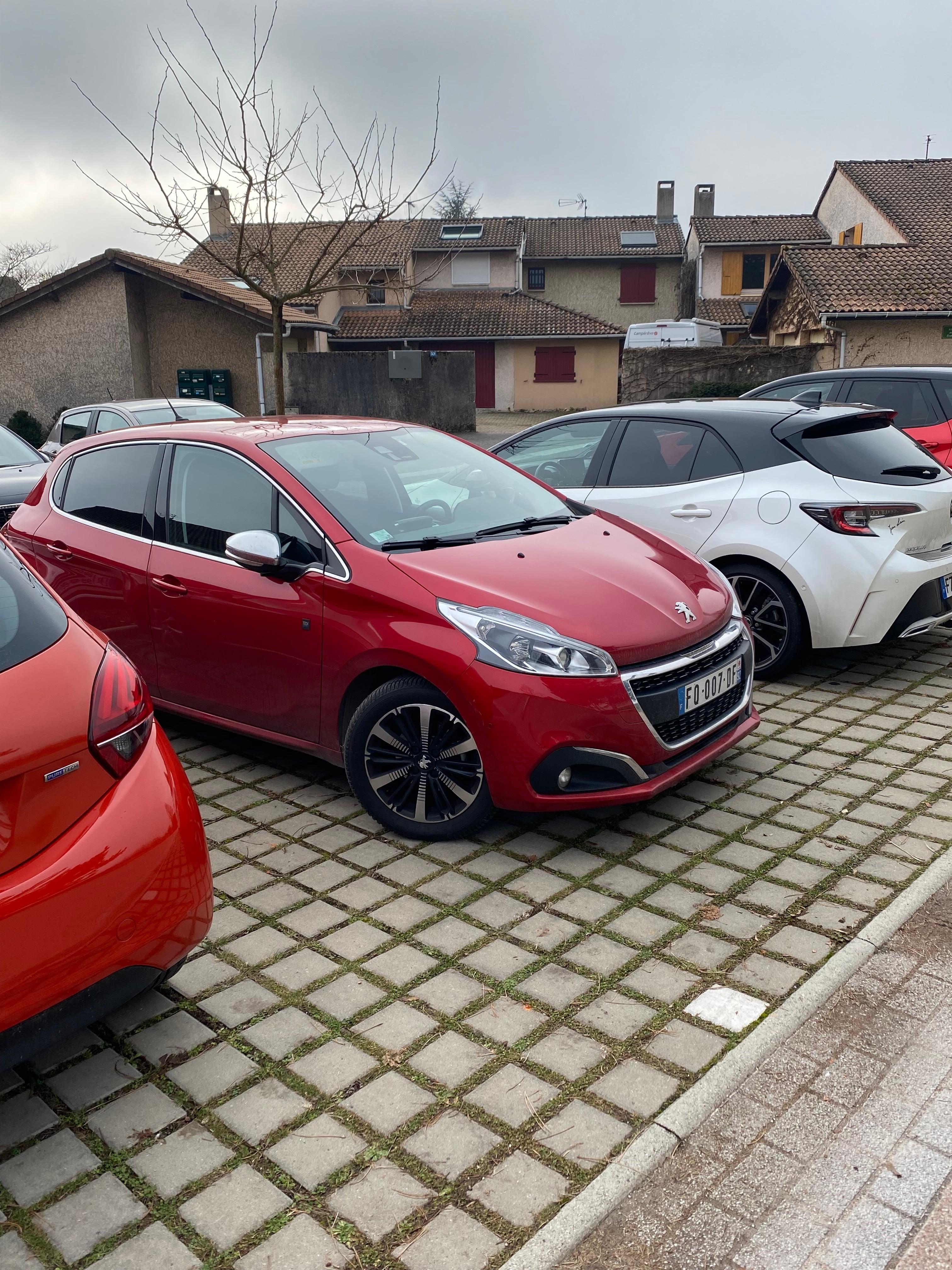 Peugeot 208 avec Régulateur de vitesse