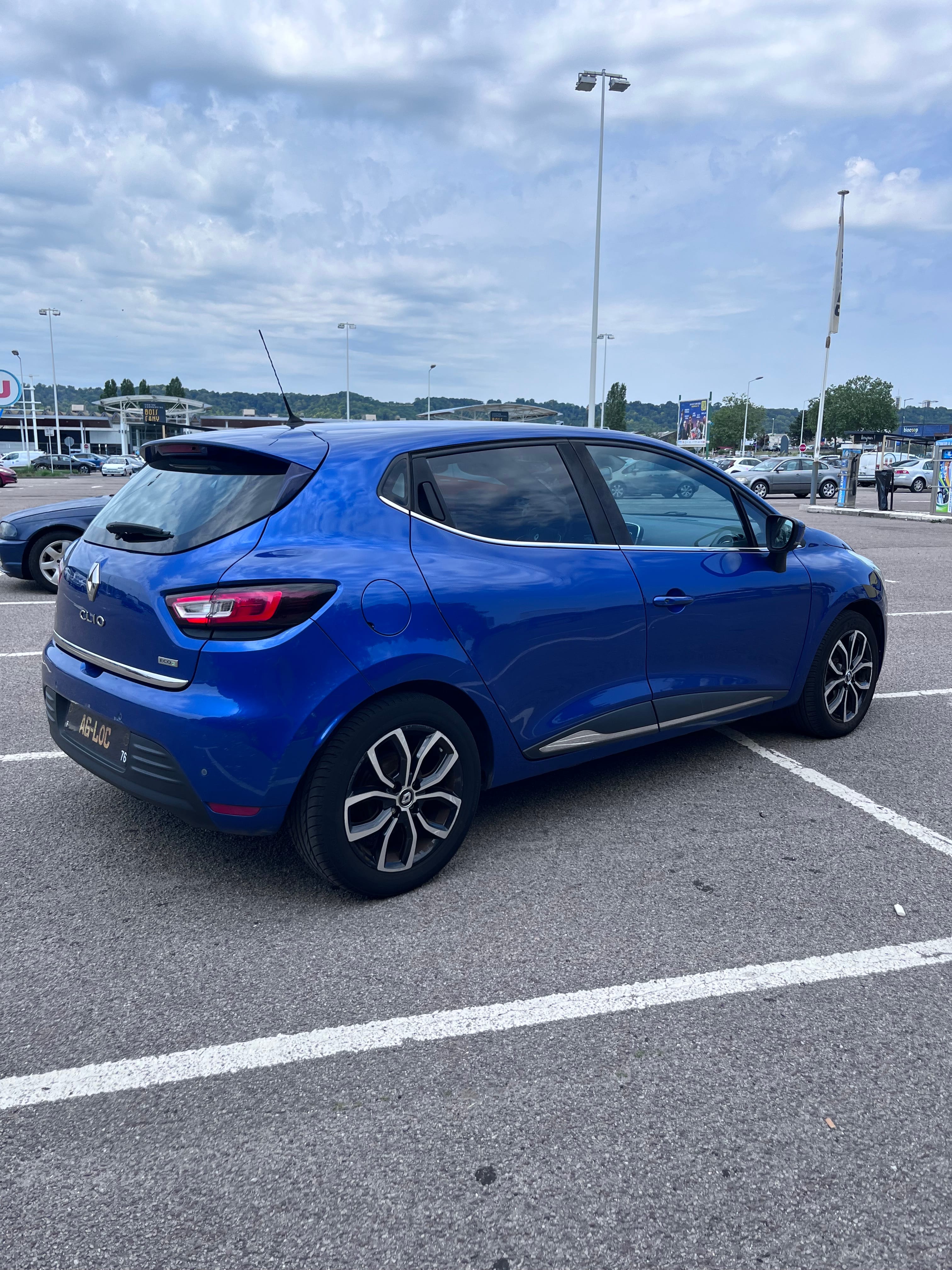 Renault Clio avec Climatisation