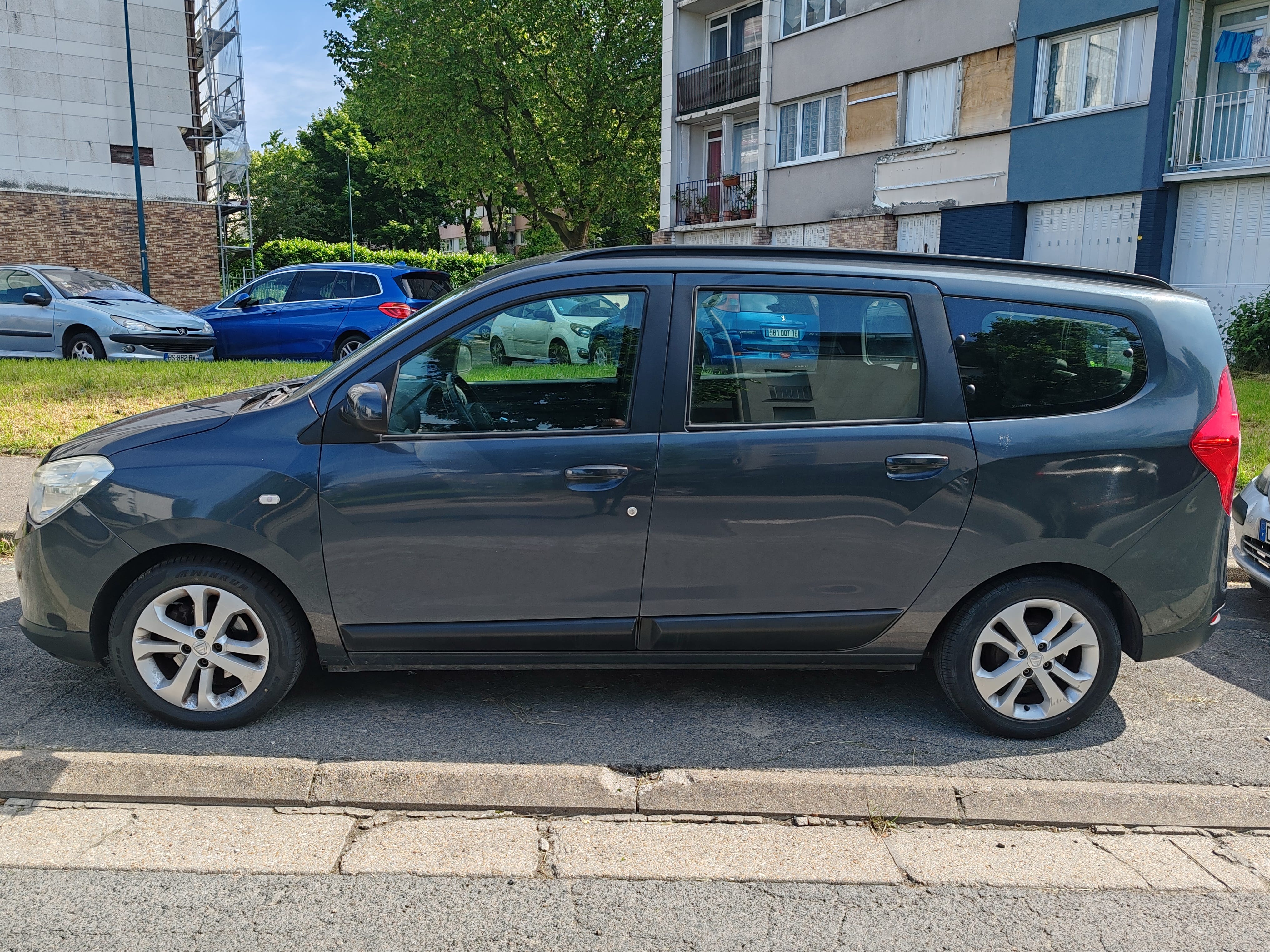 Dacia Lodgy avec Climatisation