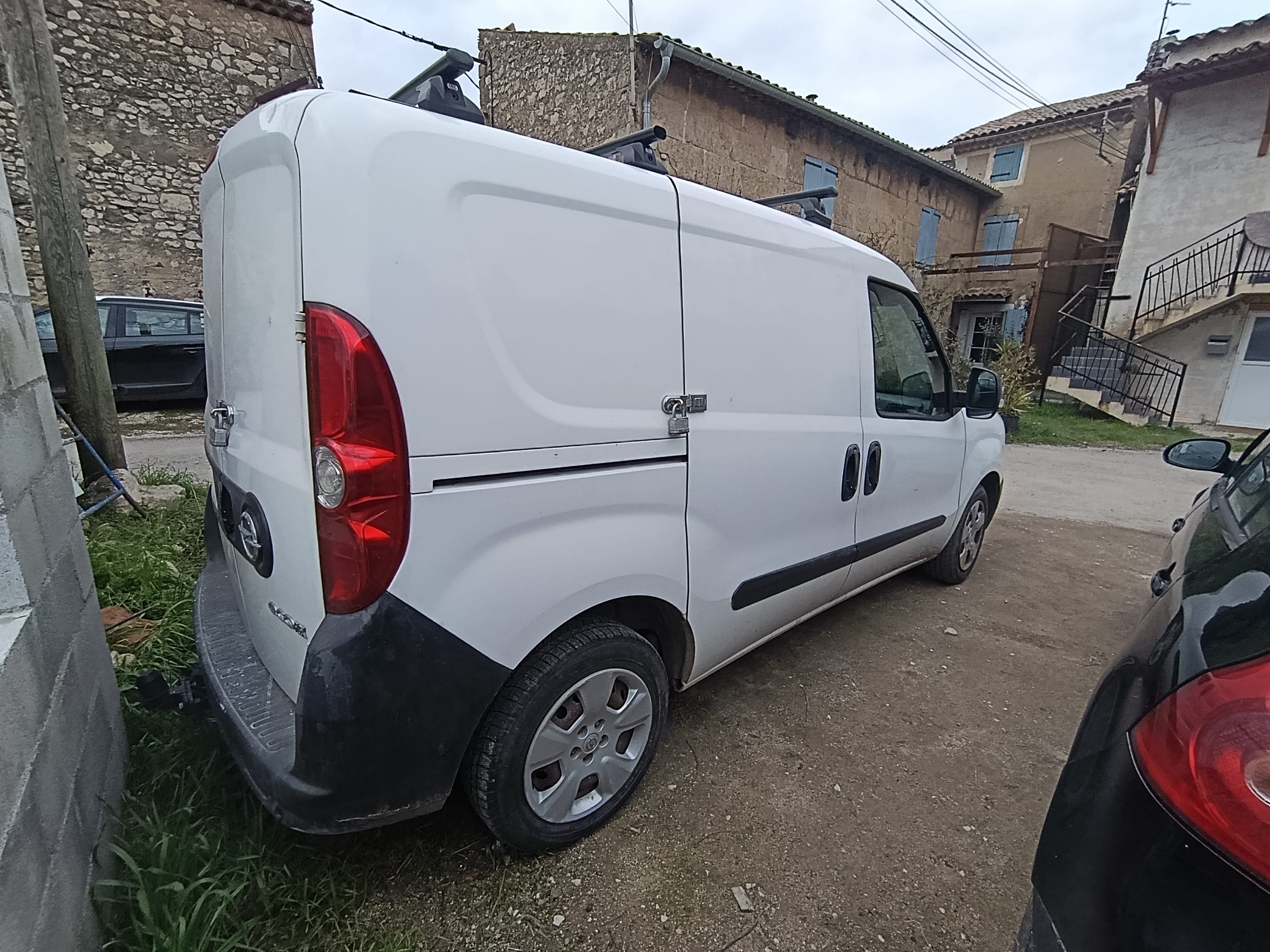 Opel Combo avec Régulateur de vitesse