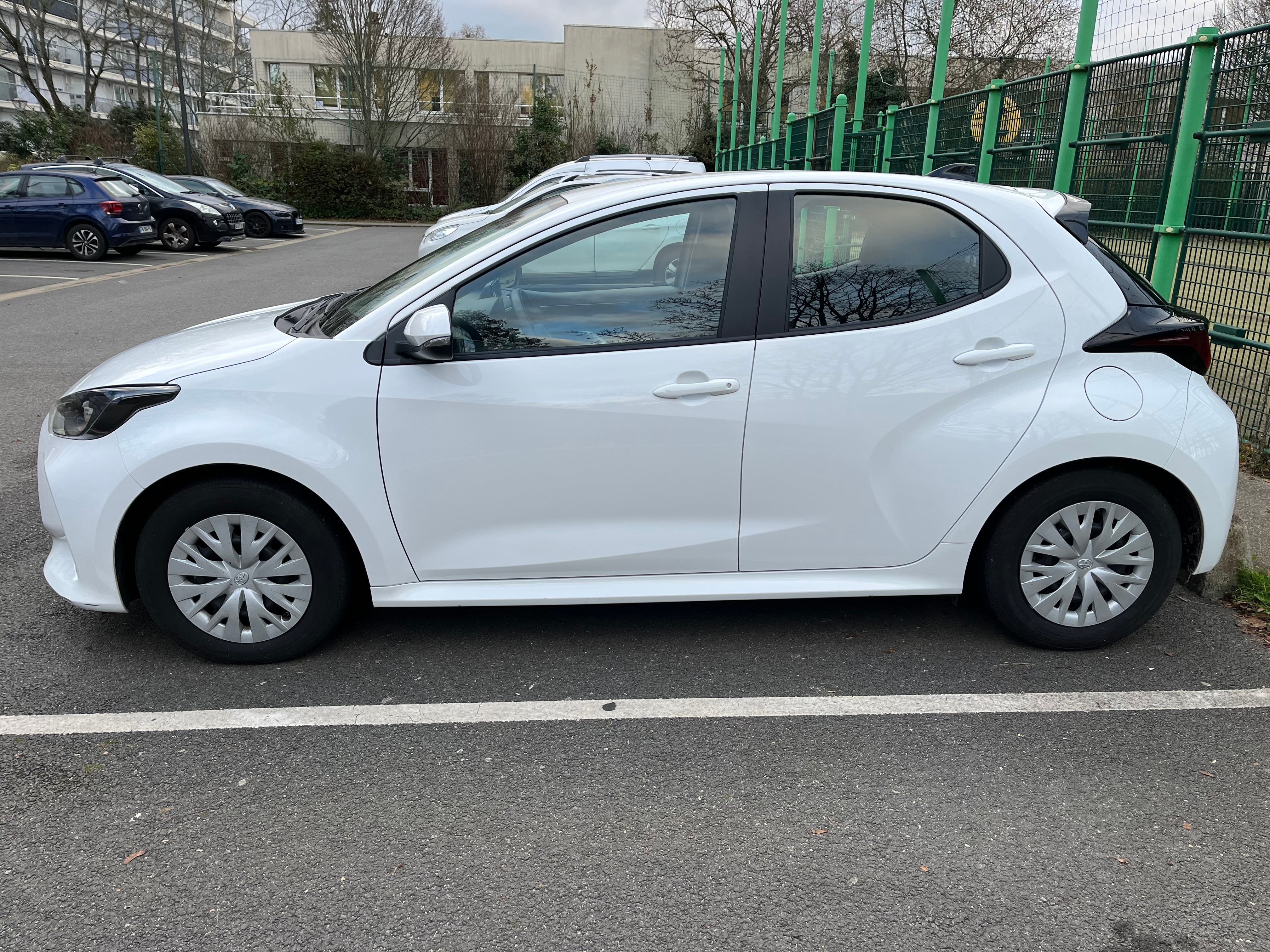 Toyota Yaris Hybride avec Climatisation