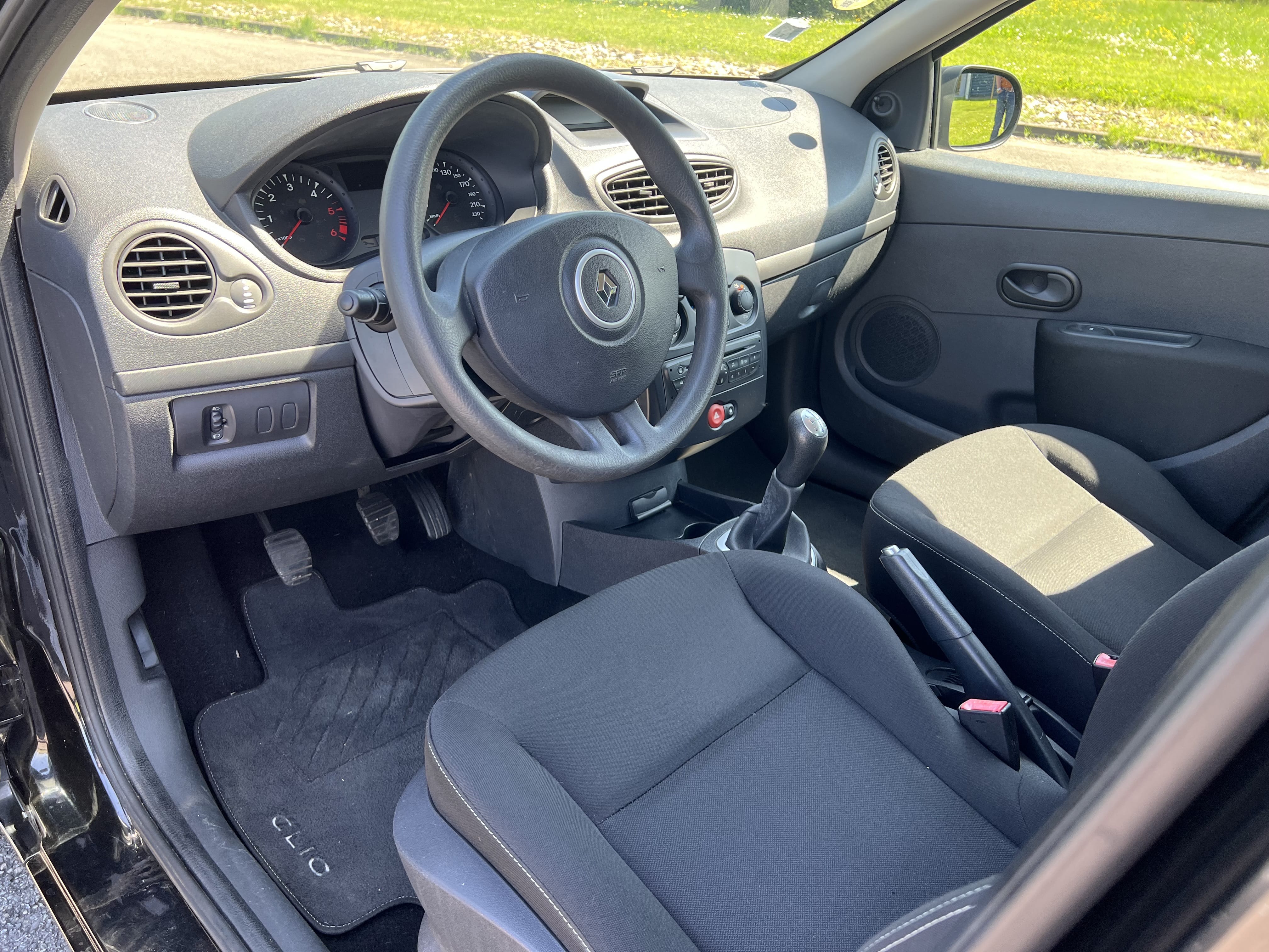 Renault Clio 1.5 DCI avec Porte-vélos