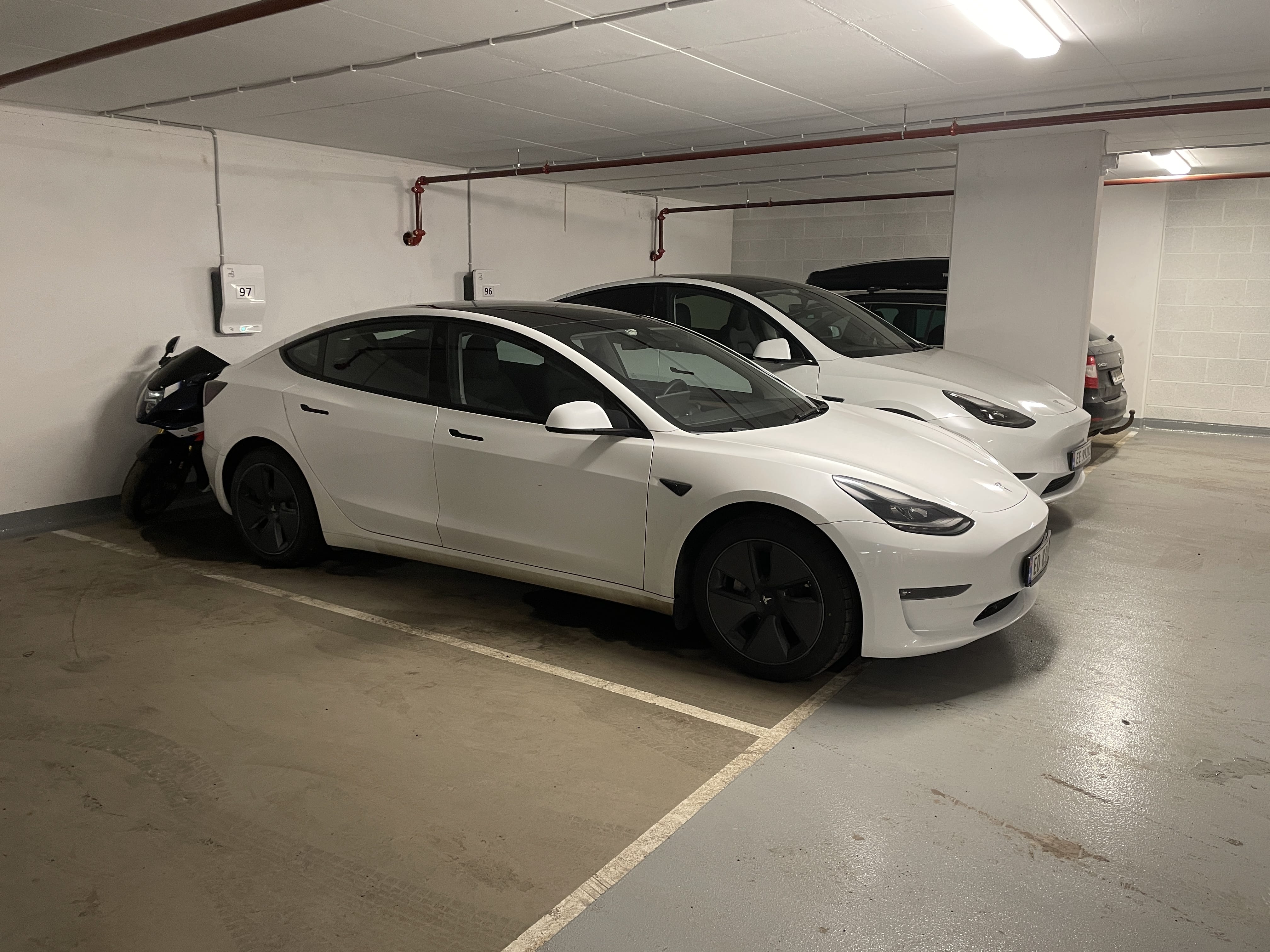 Tesla Model 3 Long Range with Air conditioning