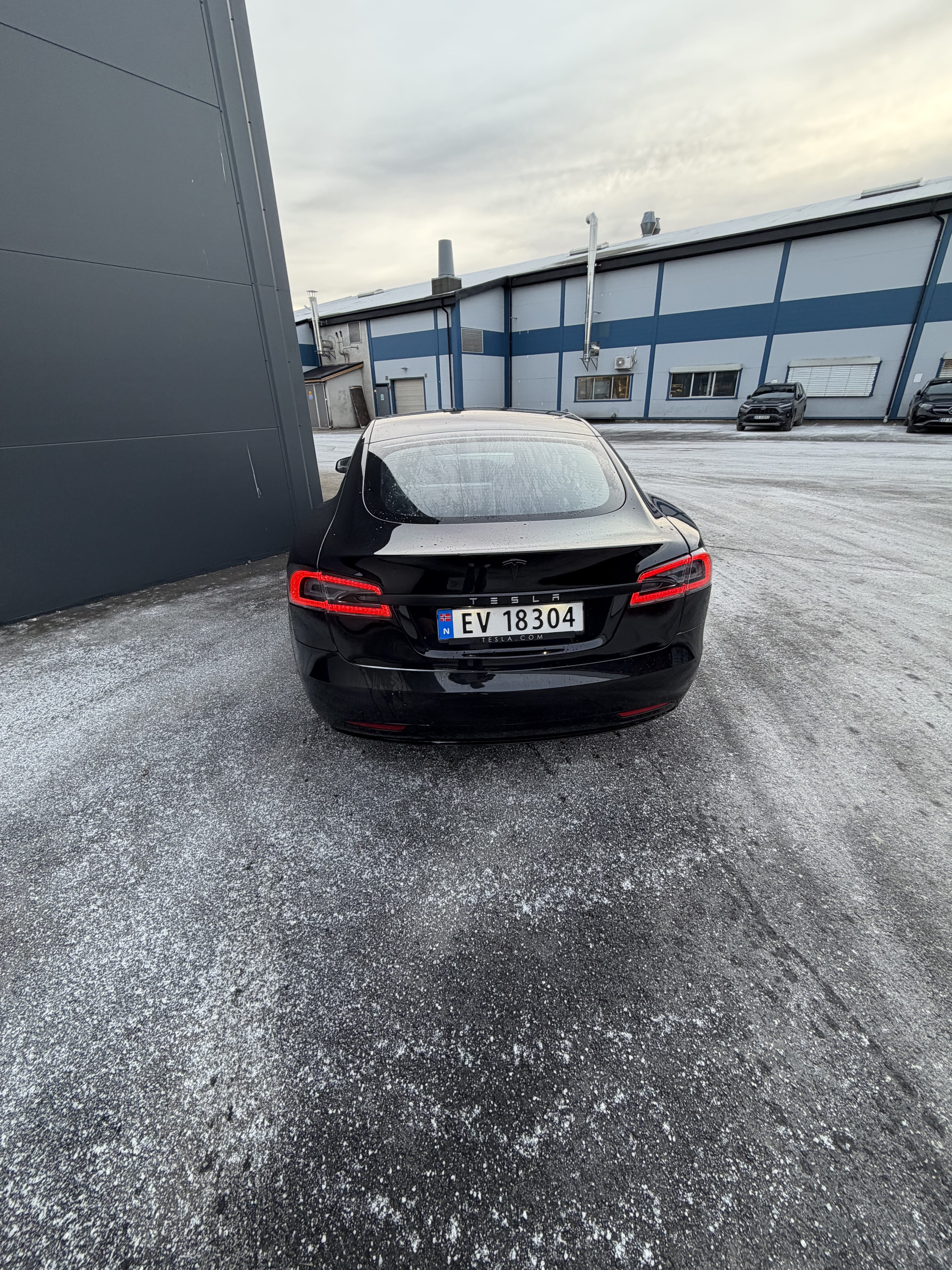 Tesla Model S med Firehjulstrekk