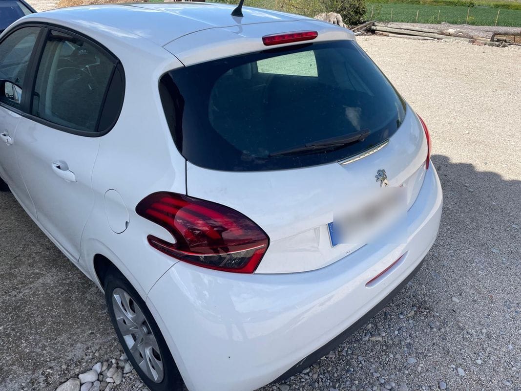 Peugeot 208 avec Climatisation