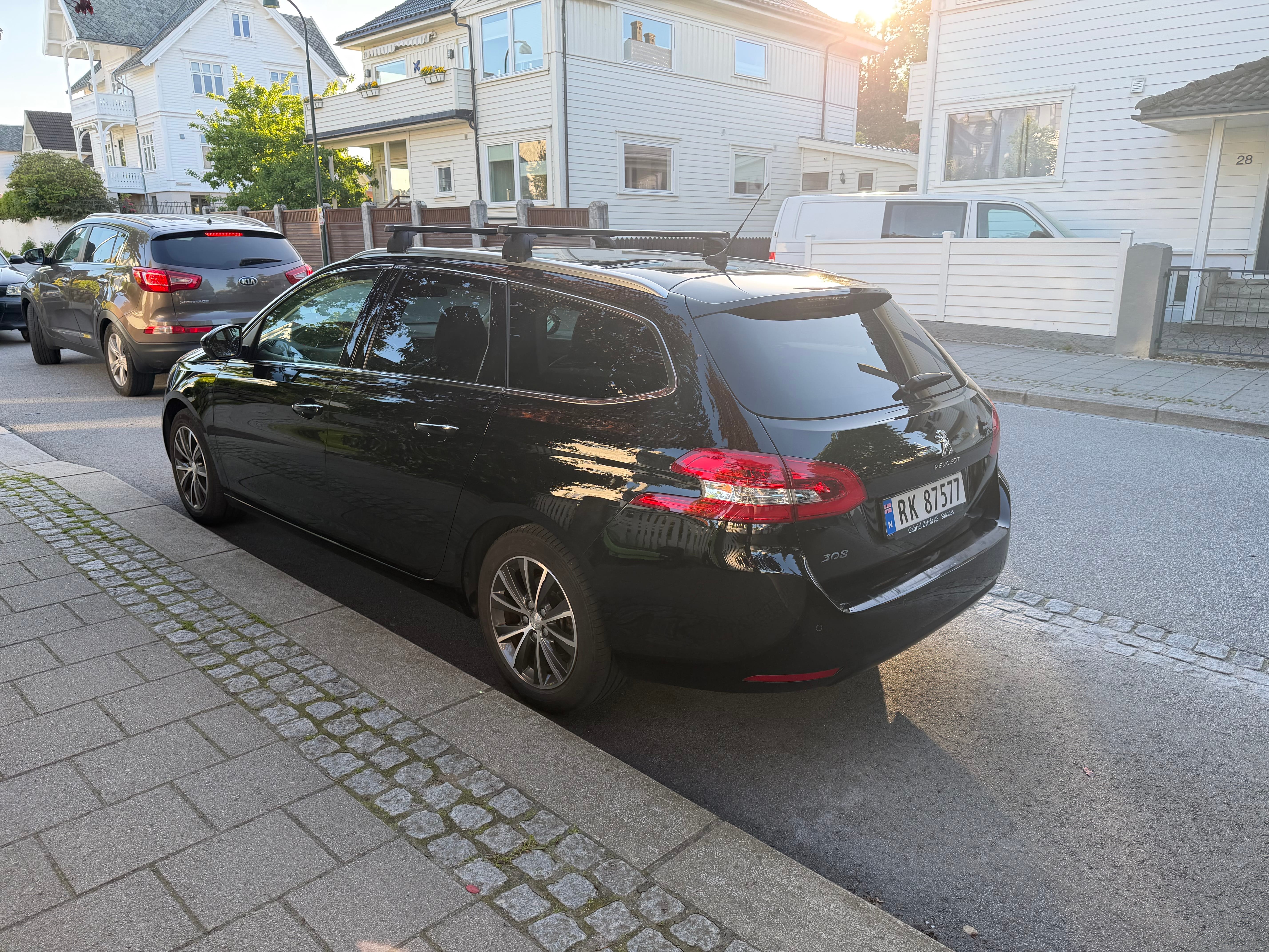 Peugeot 308 SW with Backup camera