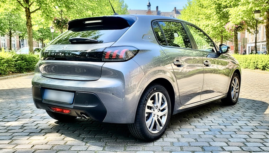 Peugeot 208 avec Régulateur de vitesse