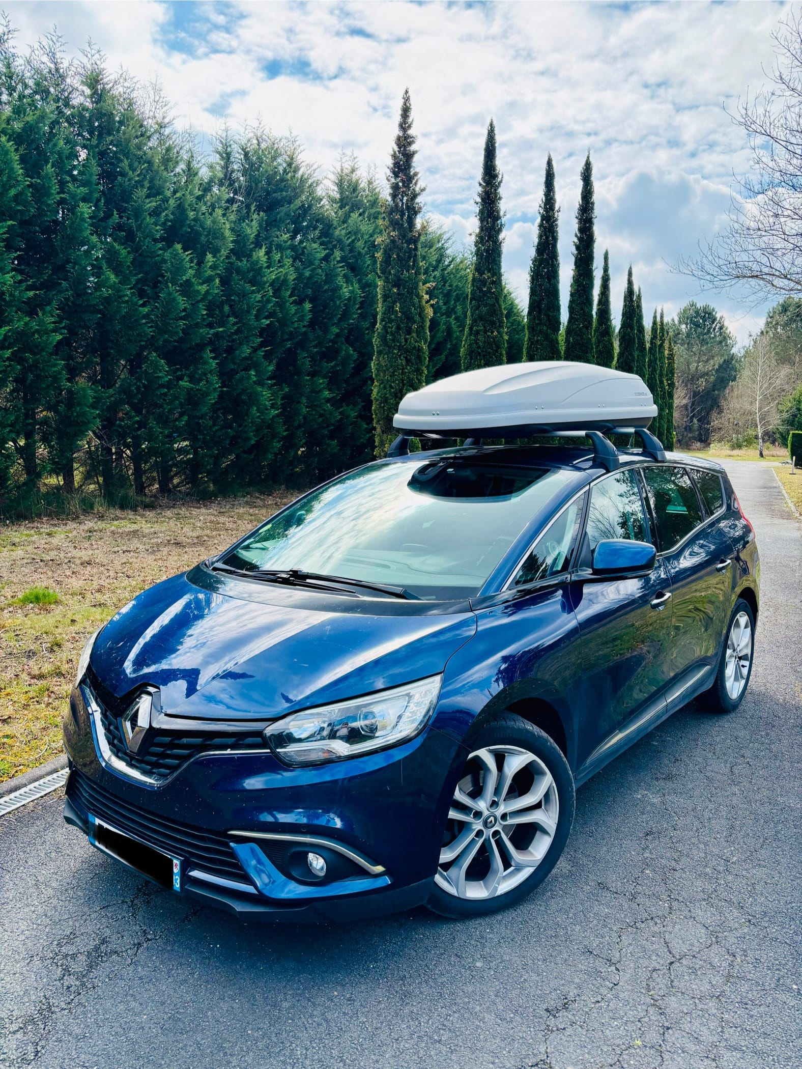 Renault Grand Scenic 1.7 DCI avec Coffre de toit