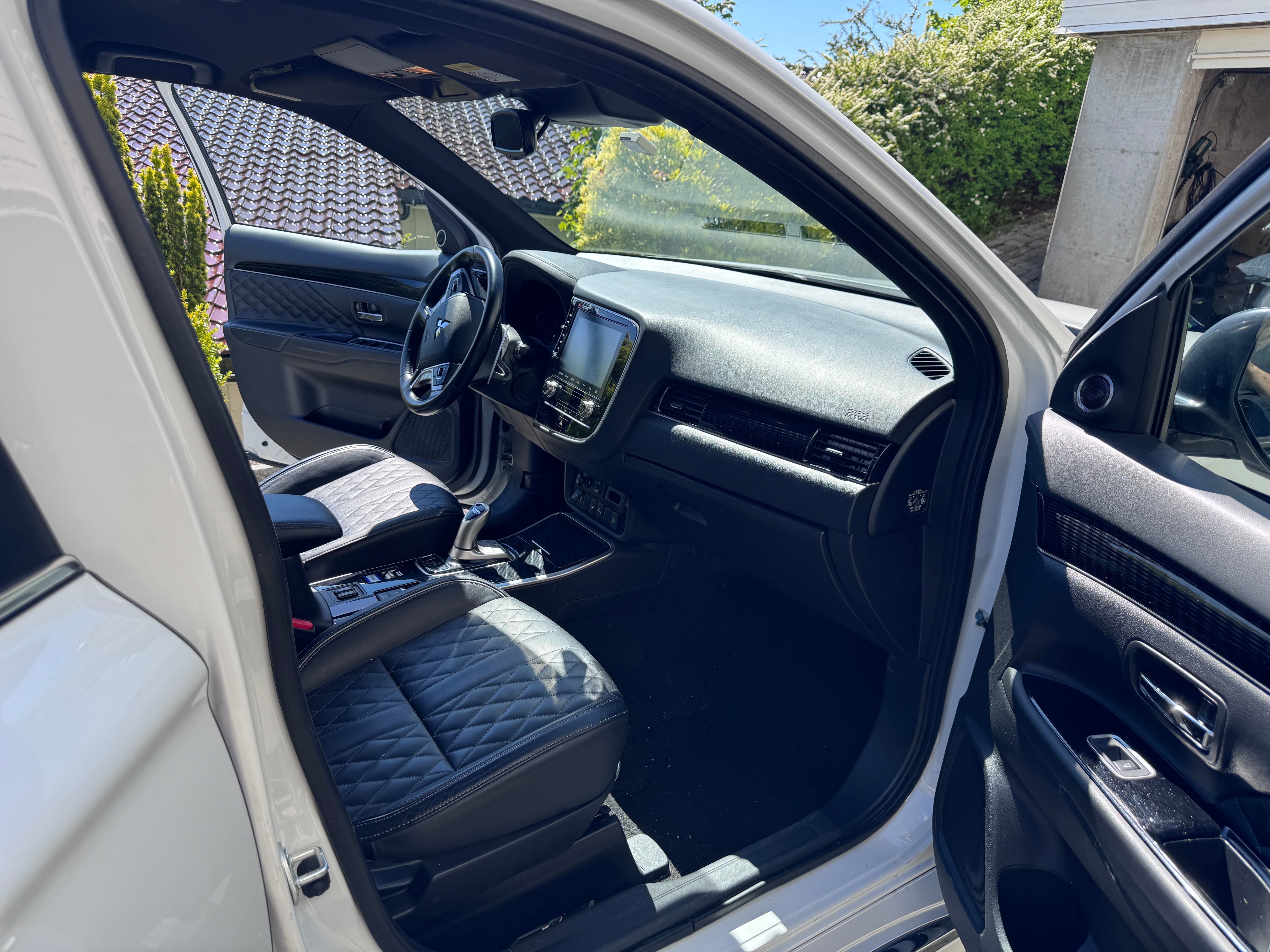 Mitsubishi Outlander Hybrid med Firehjulstrekk
