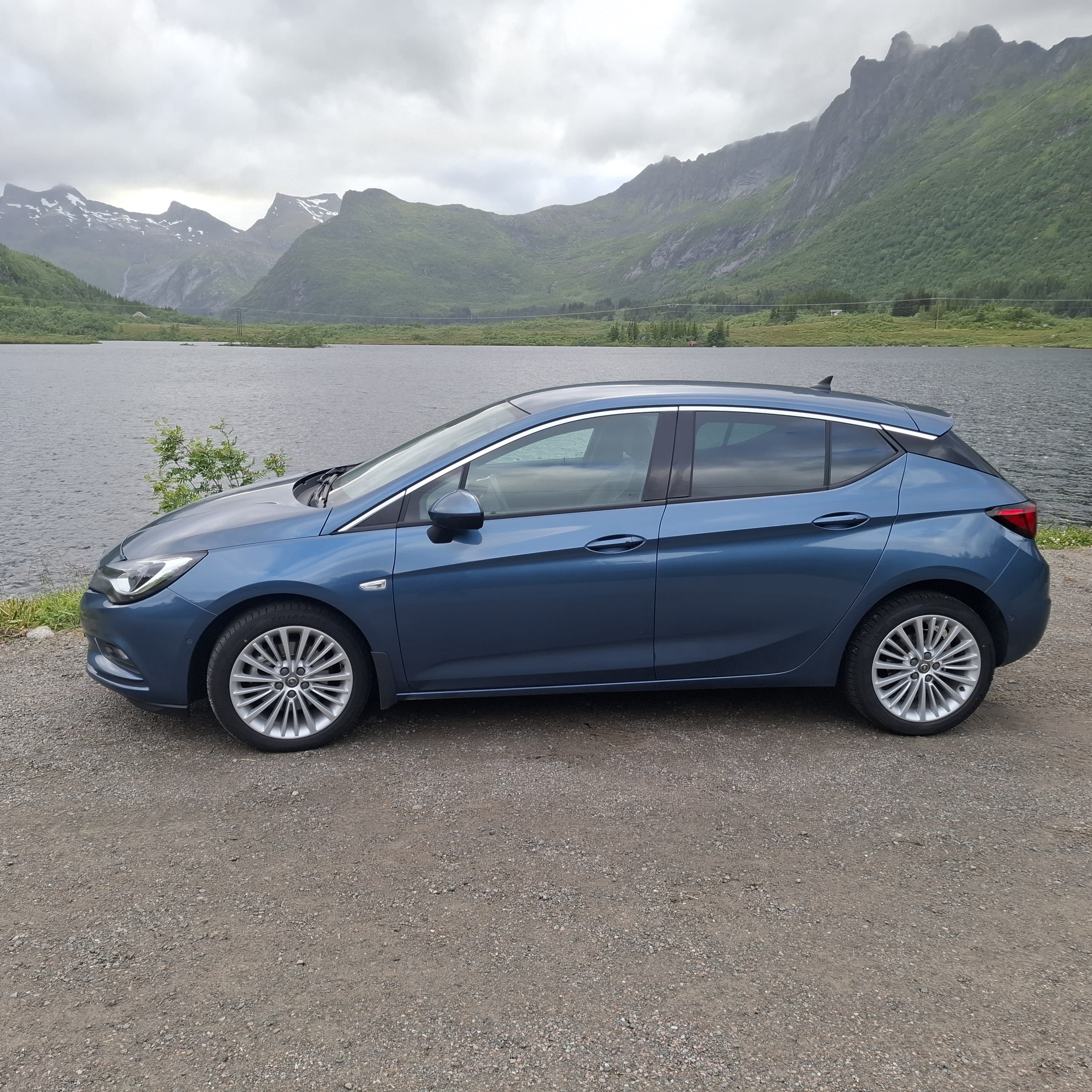 Opel Astra with Air conditioning