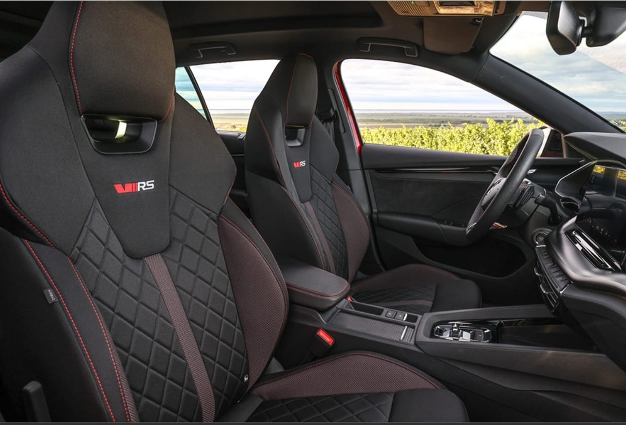 Skoda Octavia RS   245cv con Control de velocidad