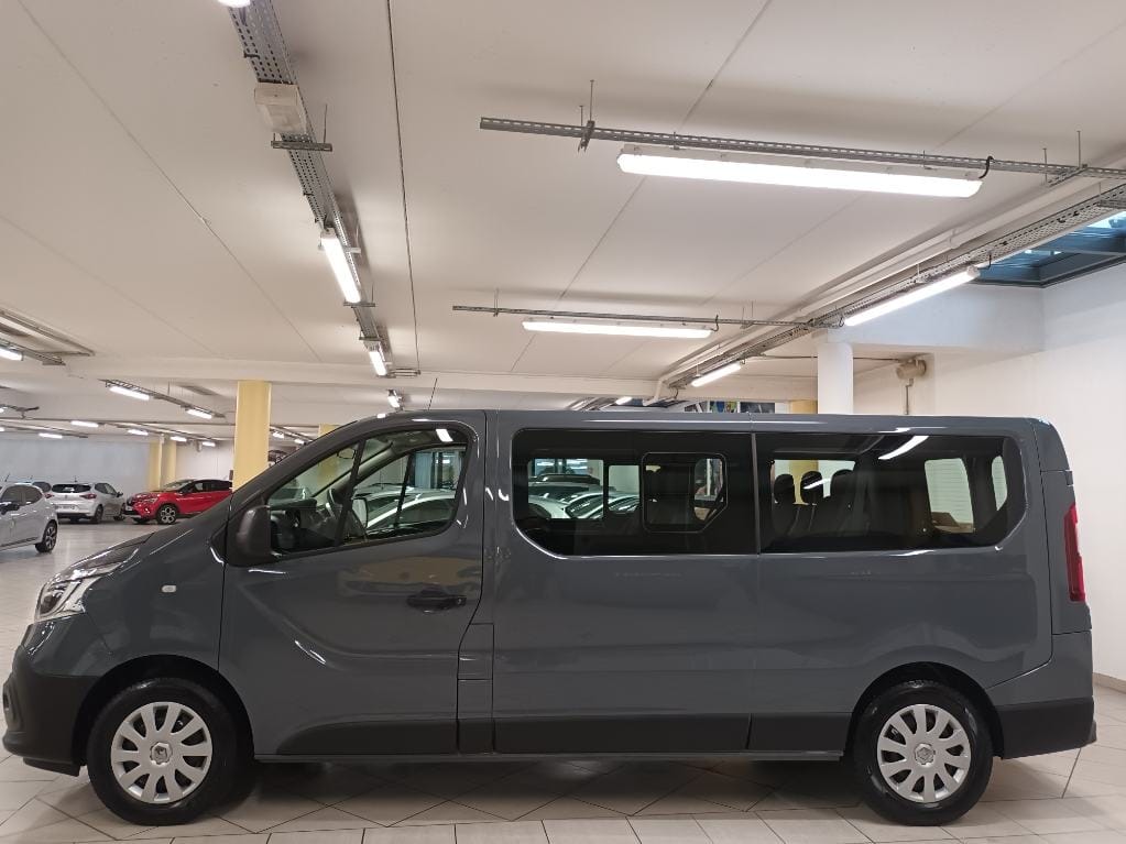 Renault Trafic Passenger avec Climatisation