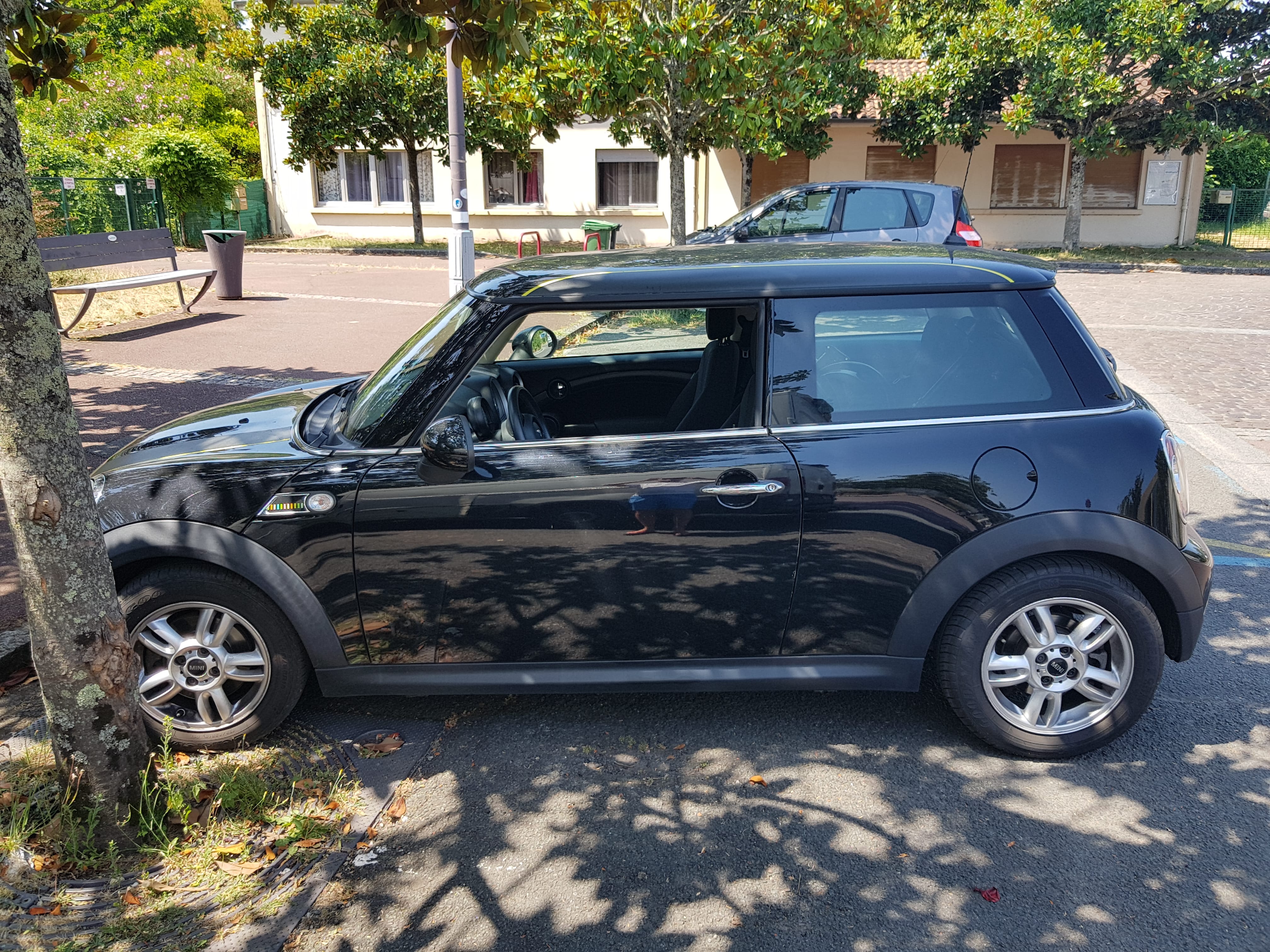 Mini Cooper 3 portes avec Climatisation