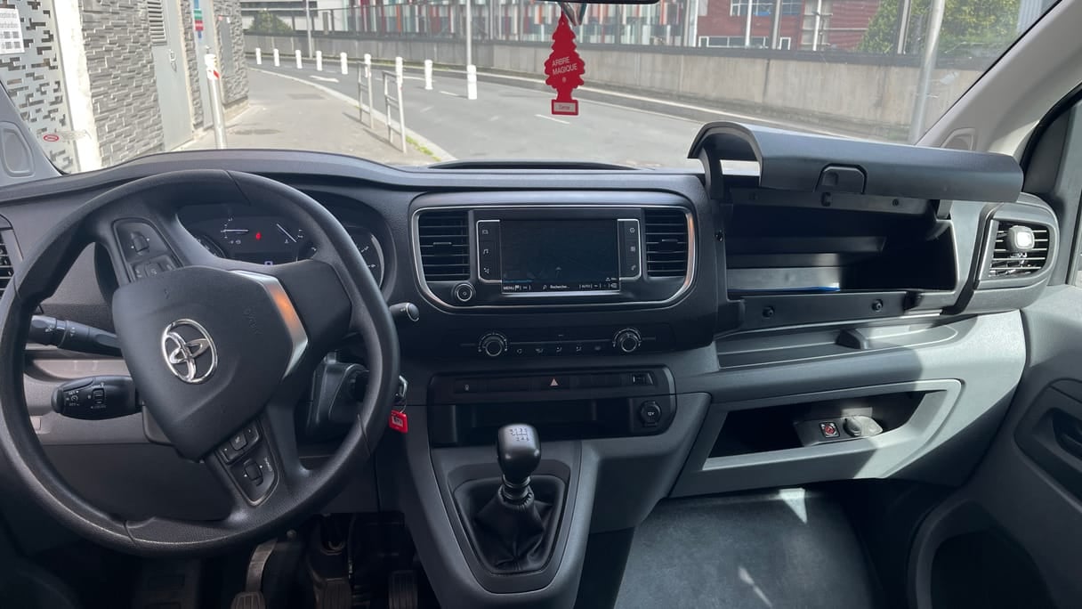 Toyota Proace Combi avec GPS