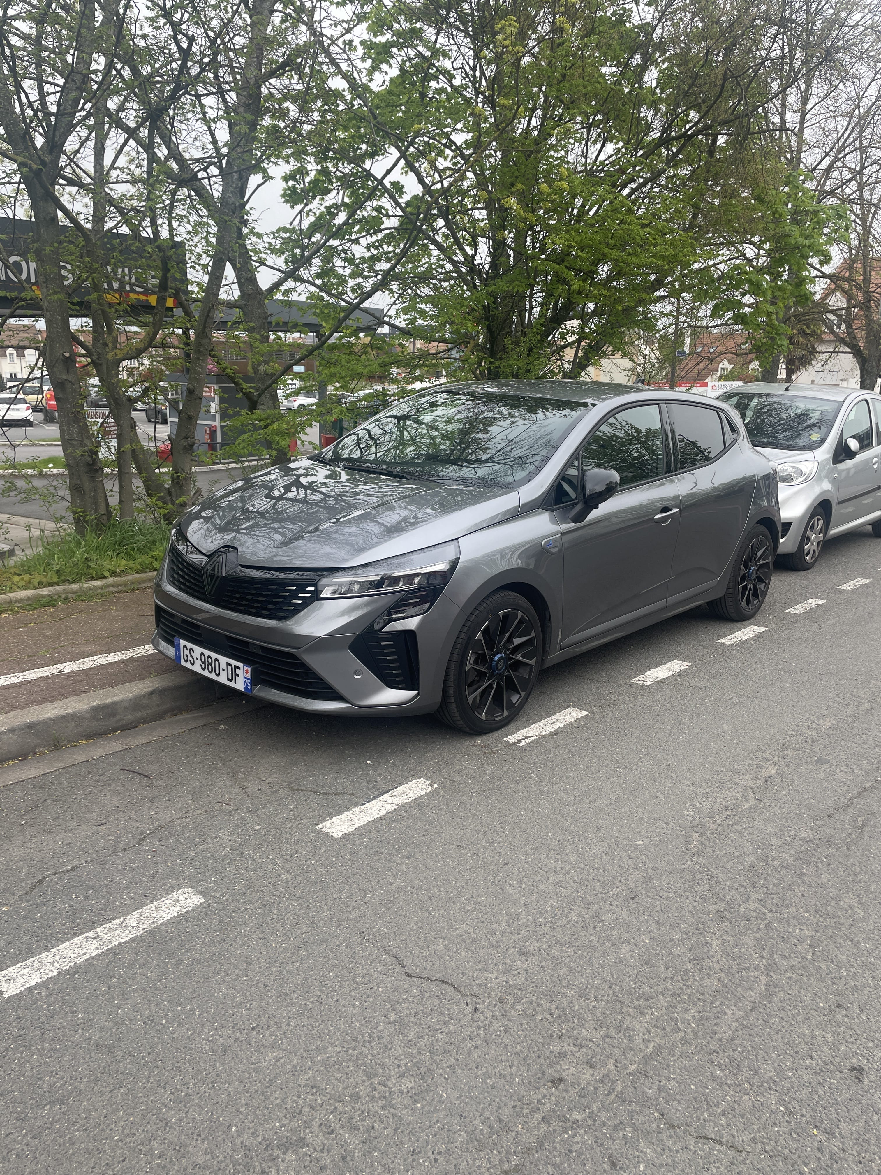 Renault Clio, 2023, Essence 98