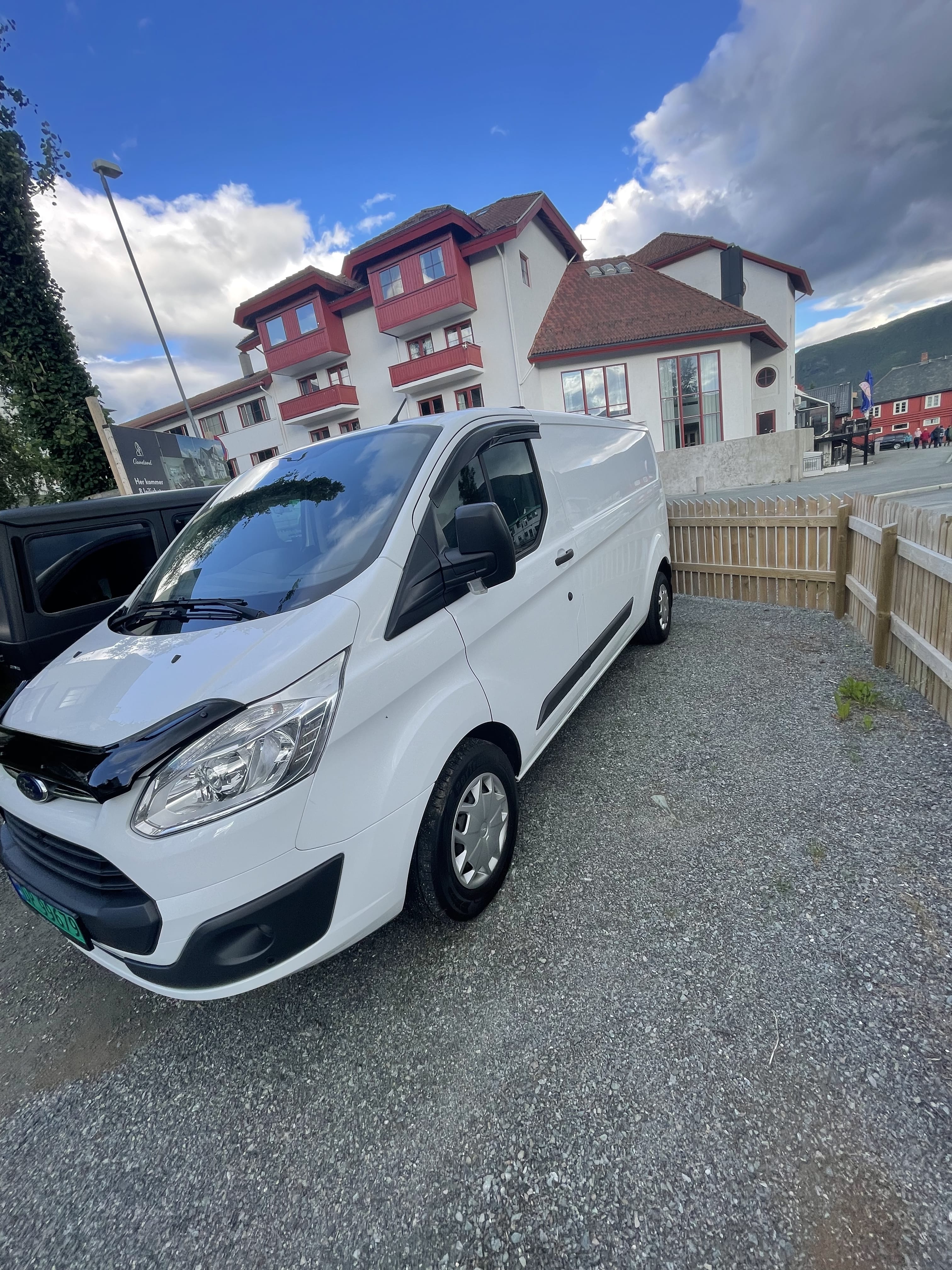 Ford Transit Custom Varebil 2.0 Turbo Diesel med Aircondition