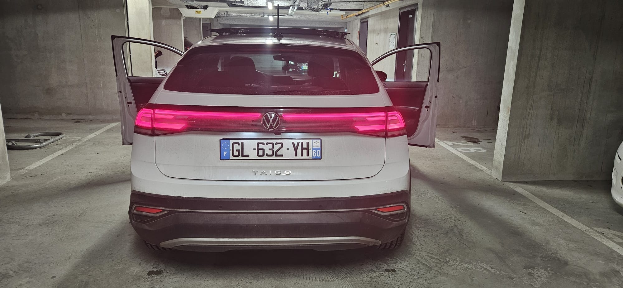 Volkswagen Taigo avec Dashcam