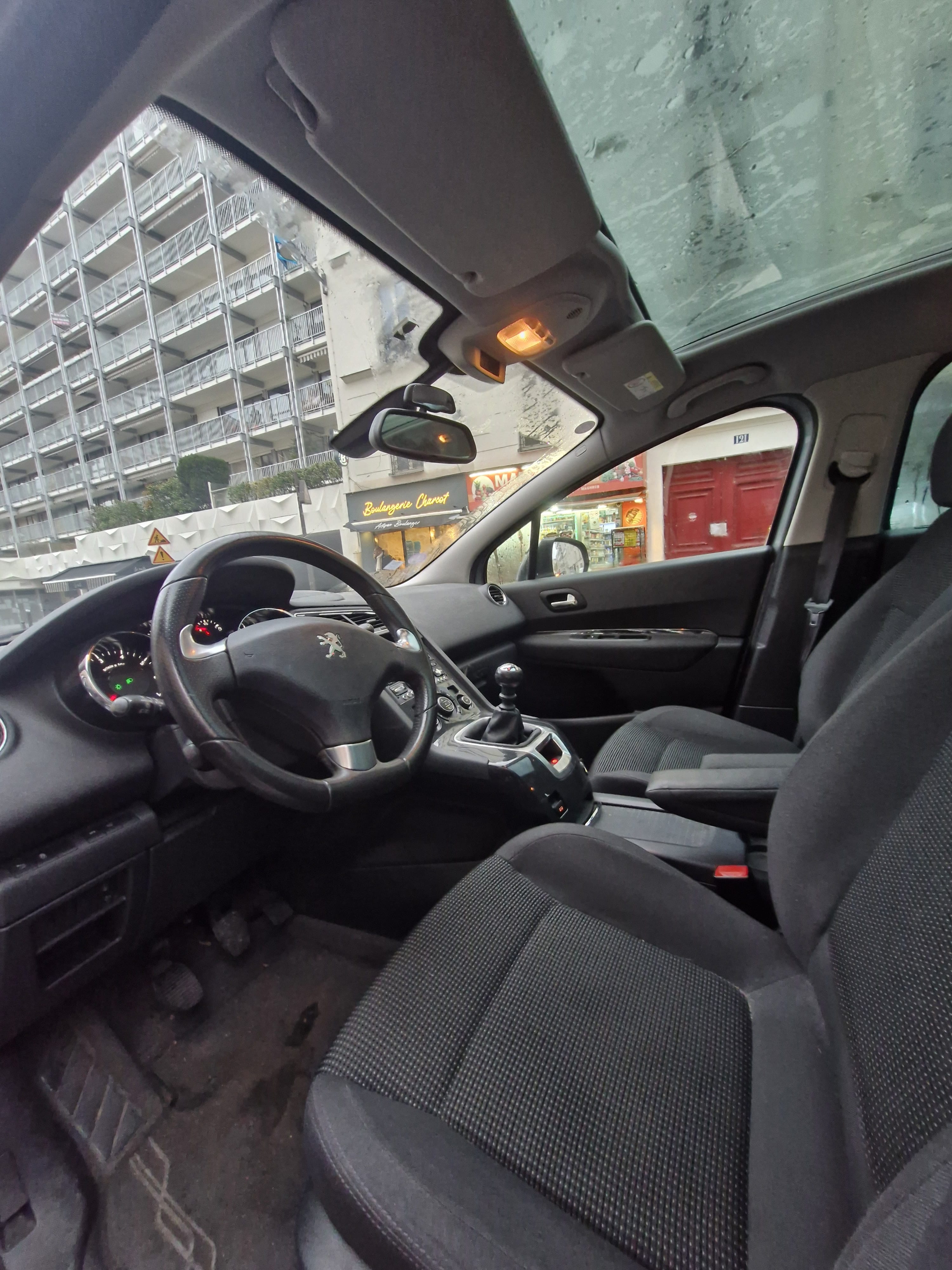 Peugeot 5008 avec Régulateur de vitesse