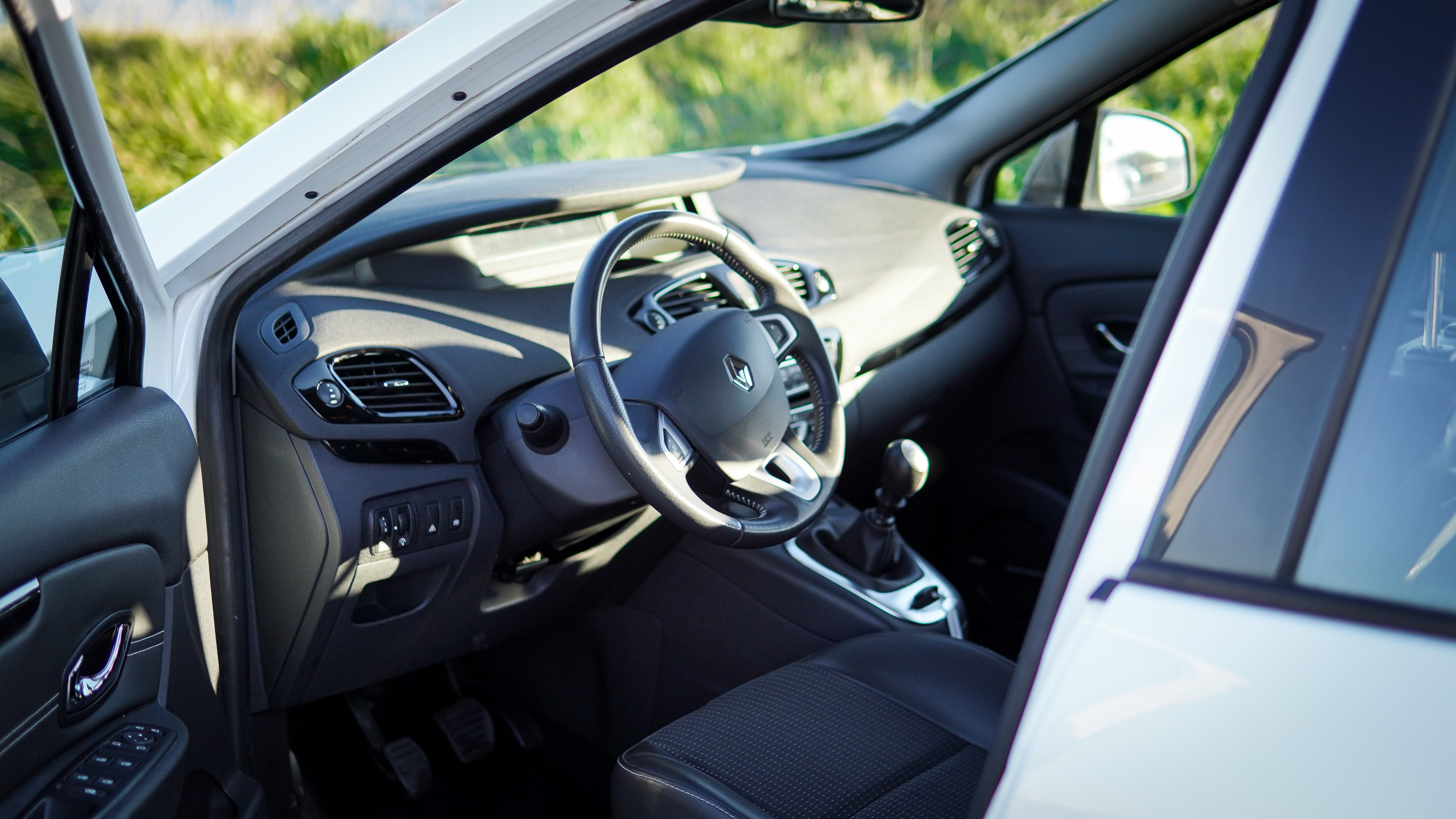 Renault Grand Scenic 1.6 dci 130ch avec GPS