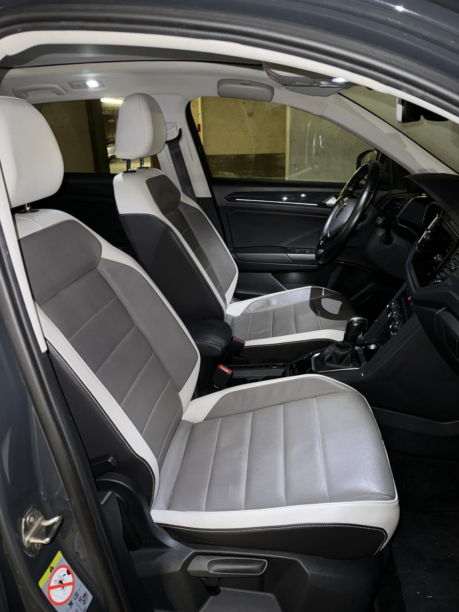 Volkswagen T-Roc avec GPS