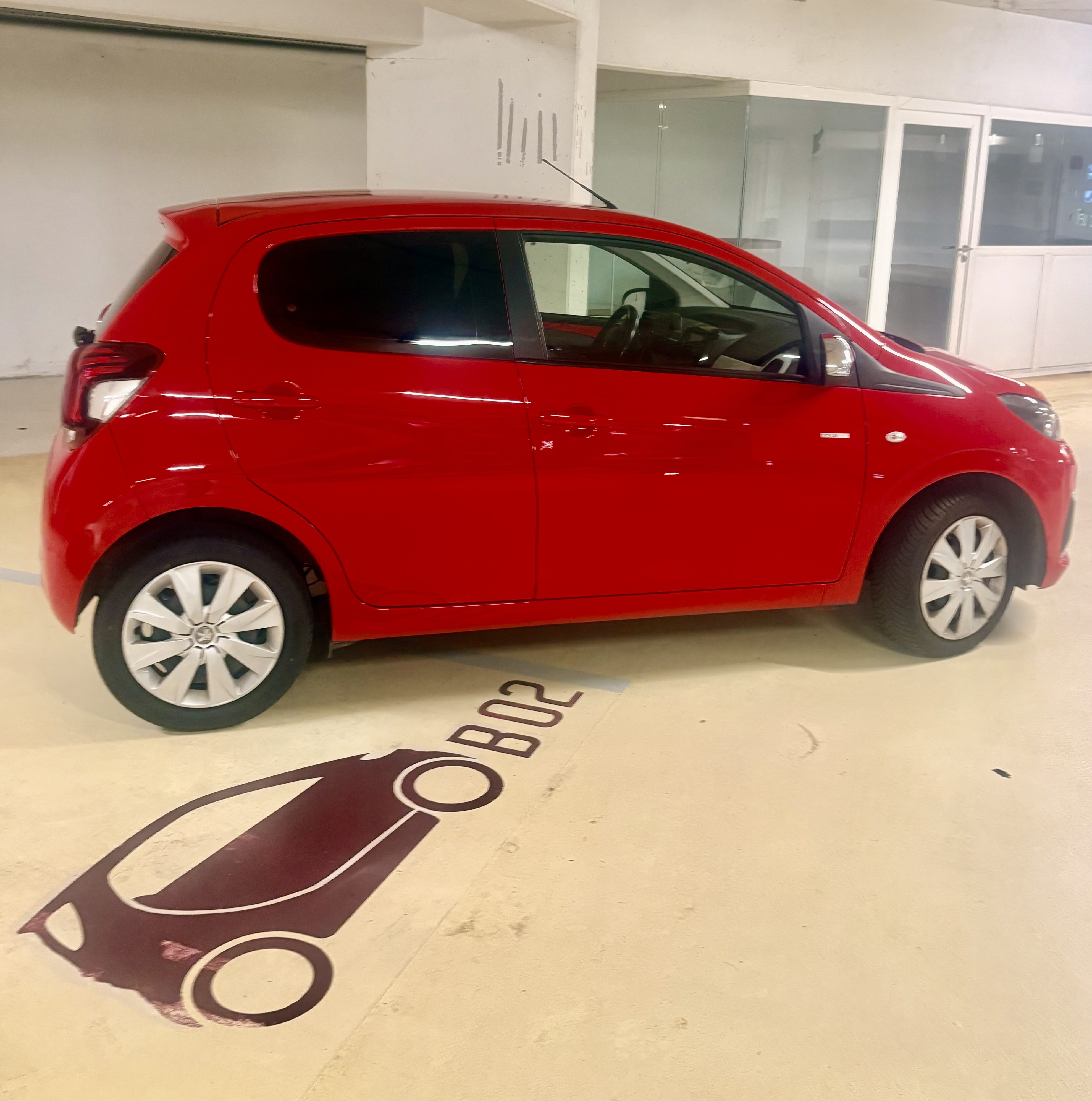 Peugeot 108 - Vignette Suisse avec Climatisation