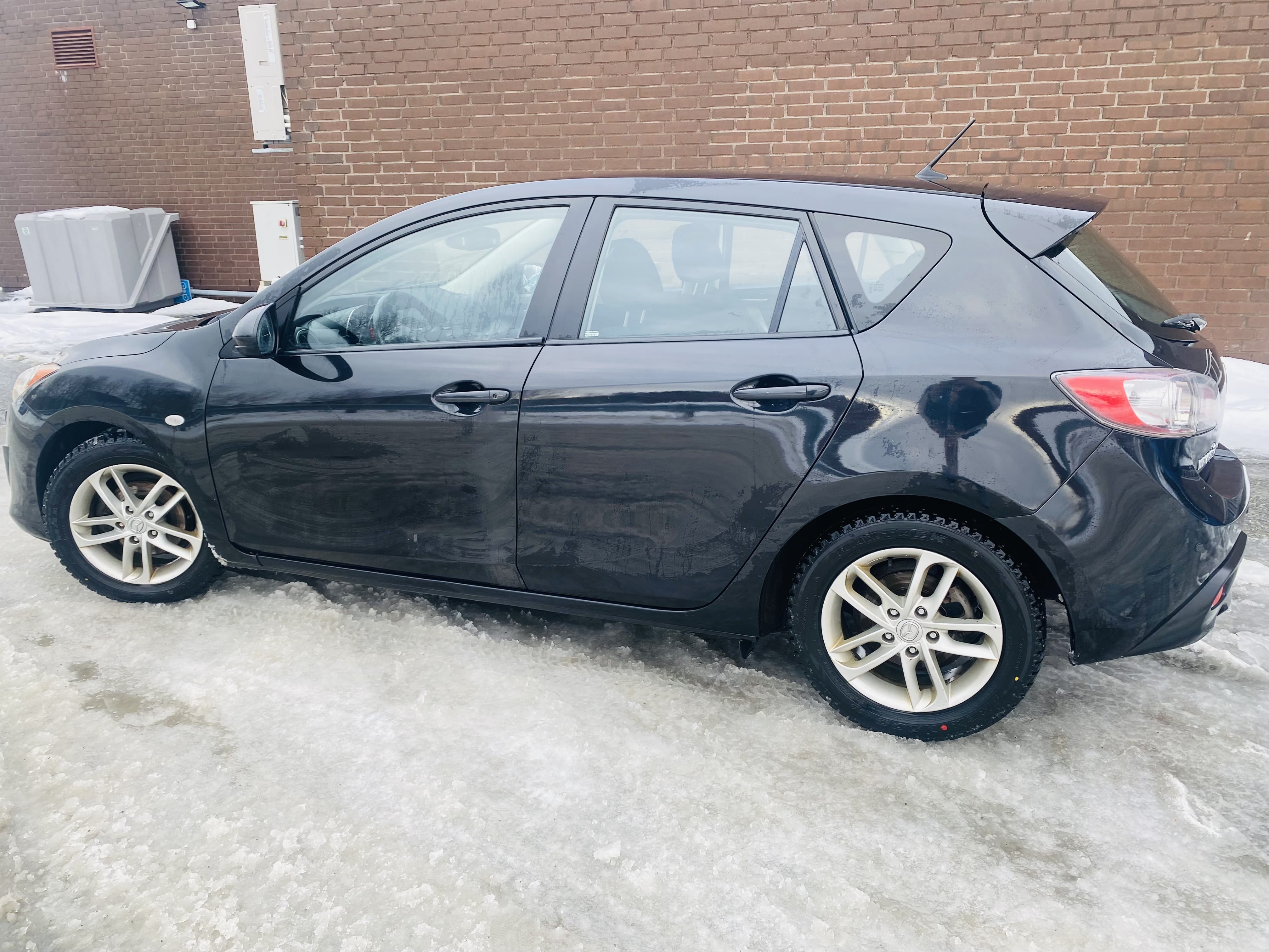 Mazda 3 med Aircondition