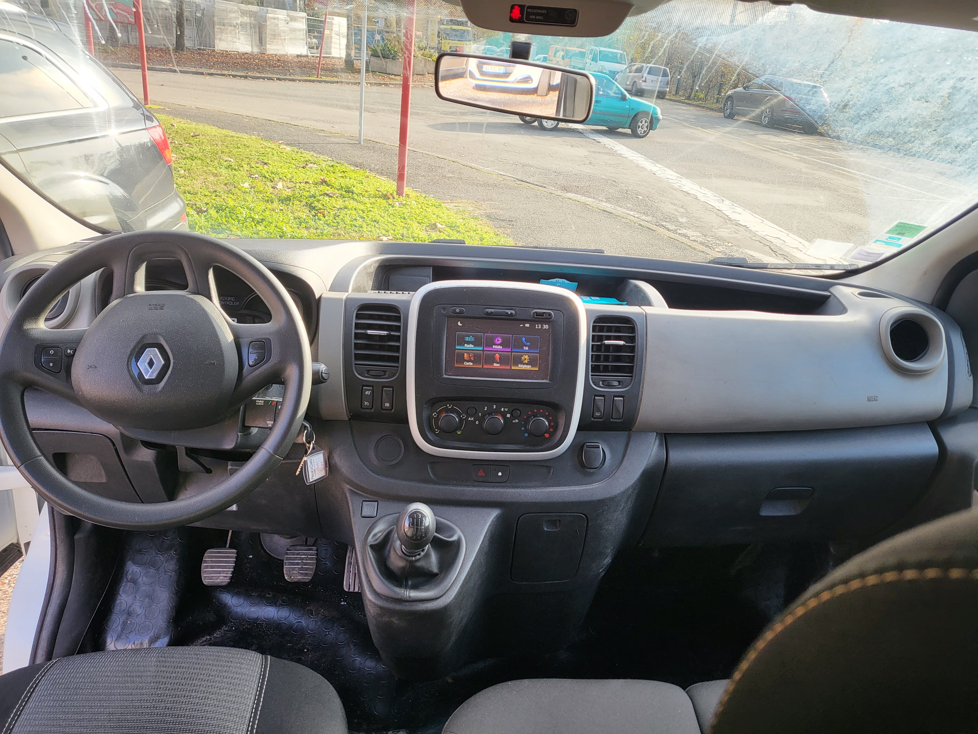 Renault Trafic avec Apple CarPlay