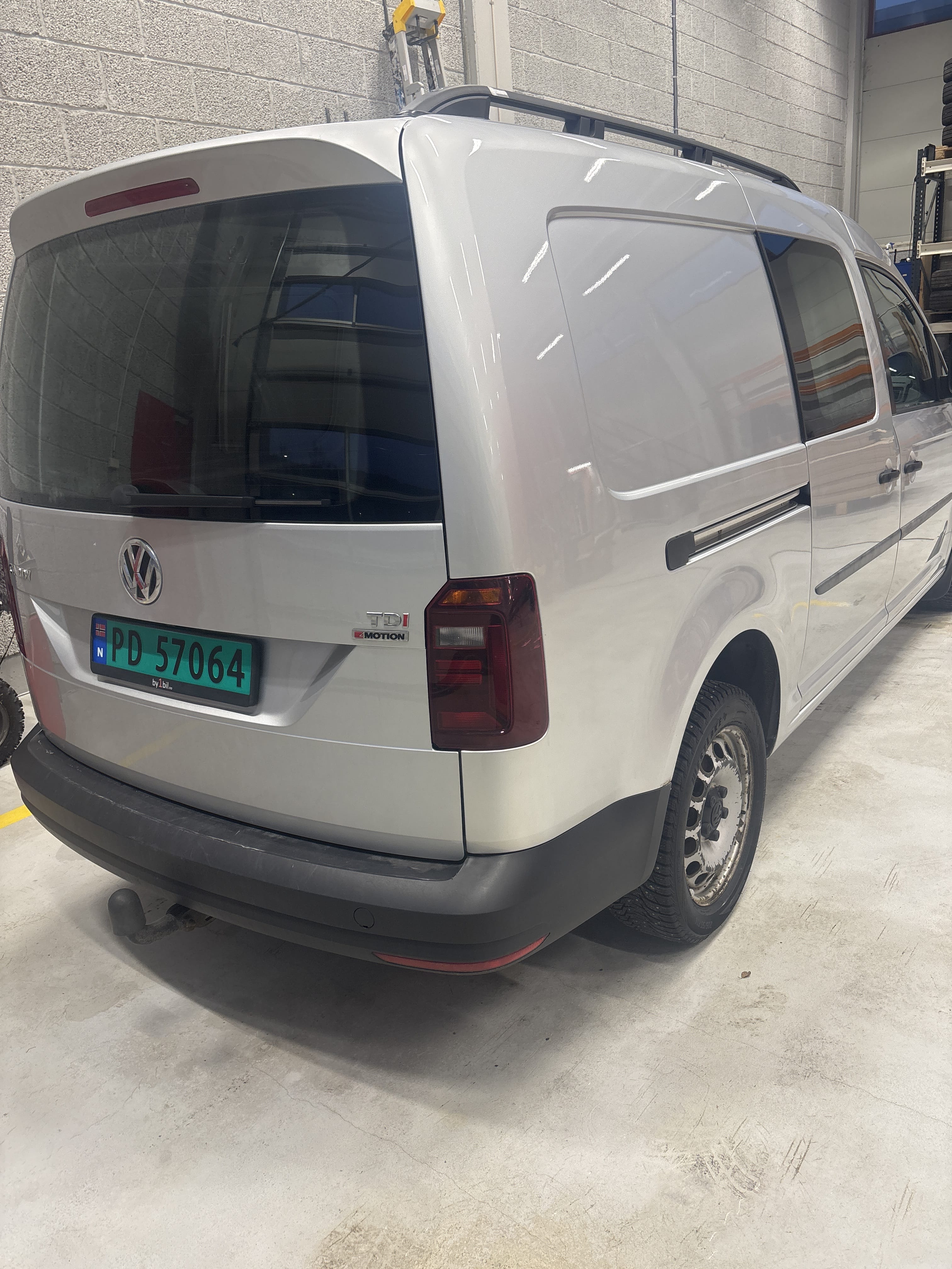 Volkswagen Caddy Maxi Varebil med Aircondition