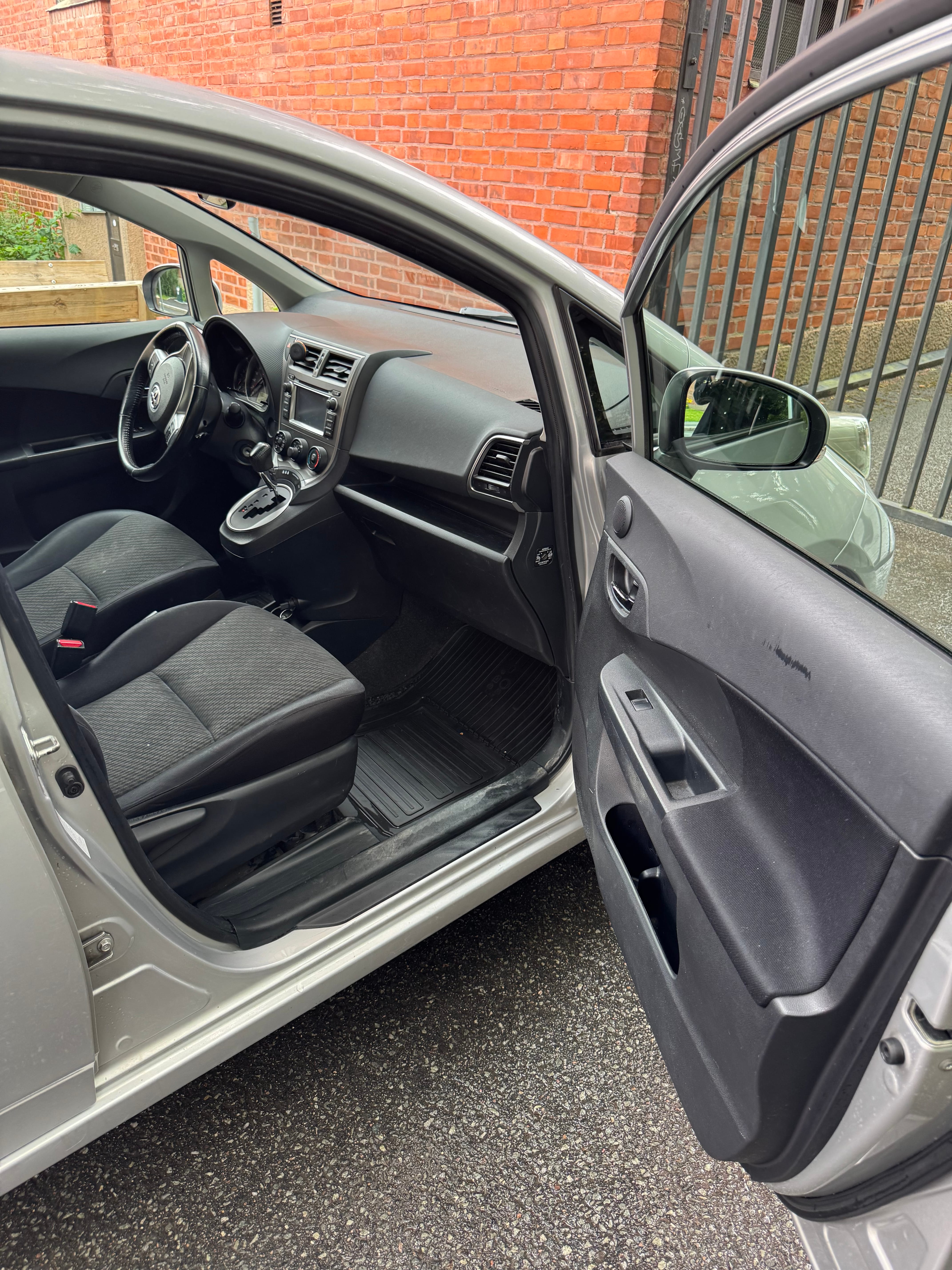 Toyota Verso-S mit Bluetooth-Audio