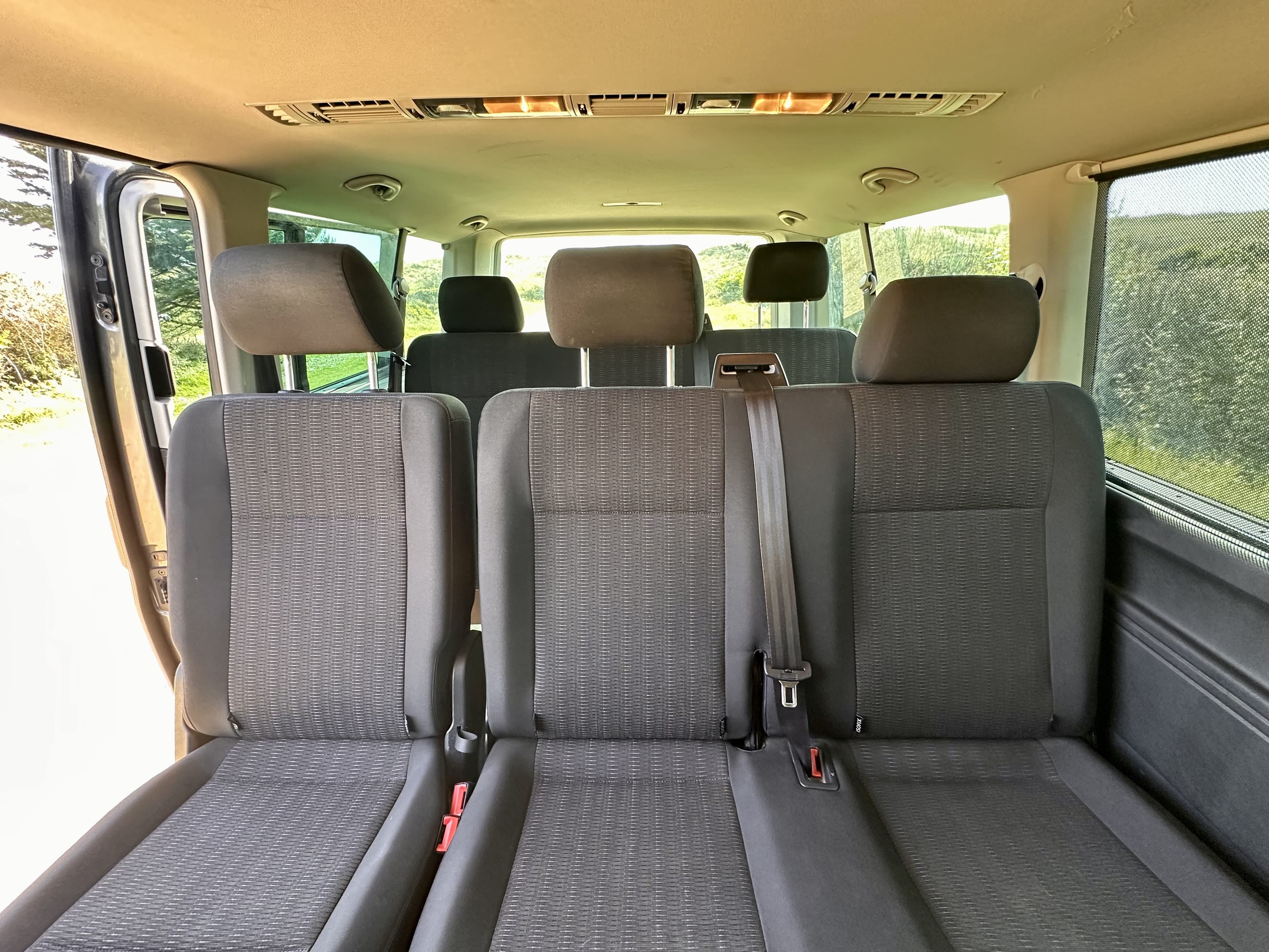 Volkswagen Caravelle avec Attelage