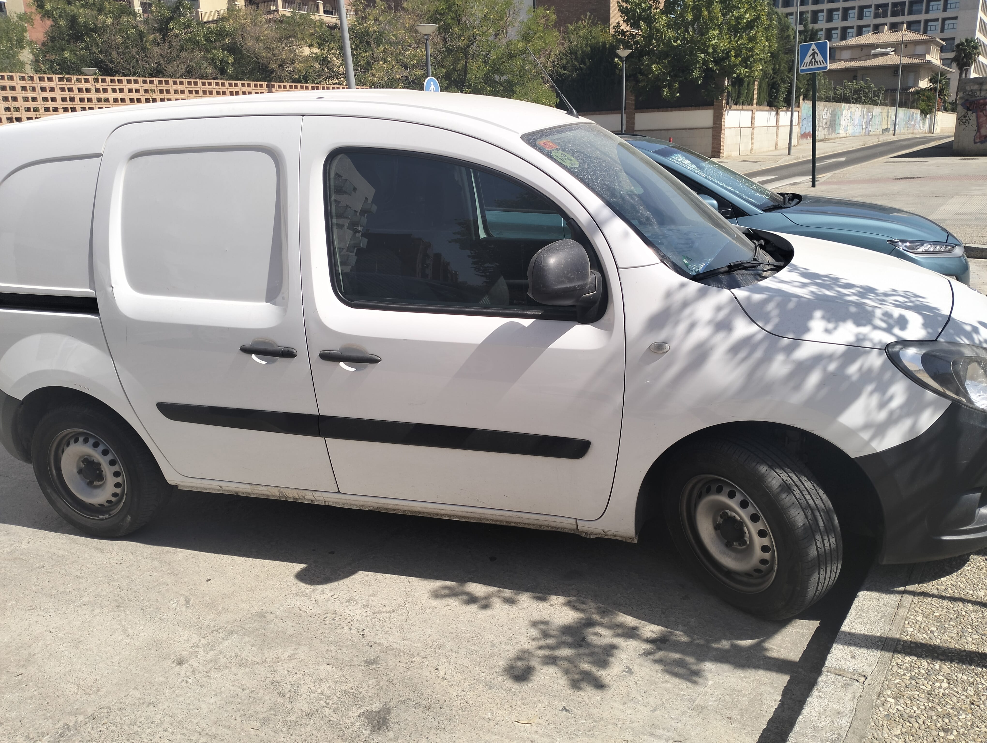 Mercedes-Benz Citan Furgoneta with Bluetooth audio