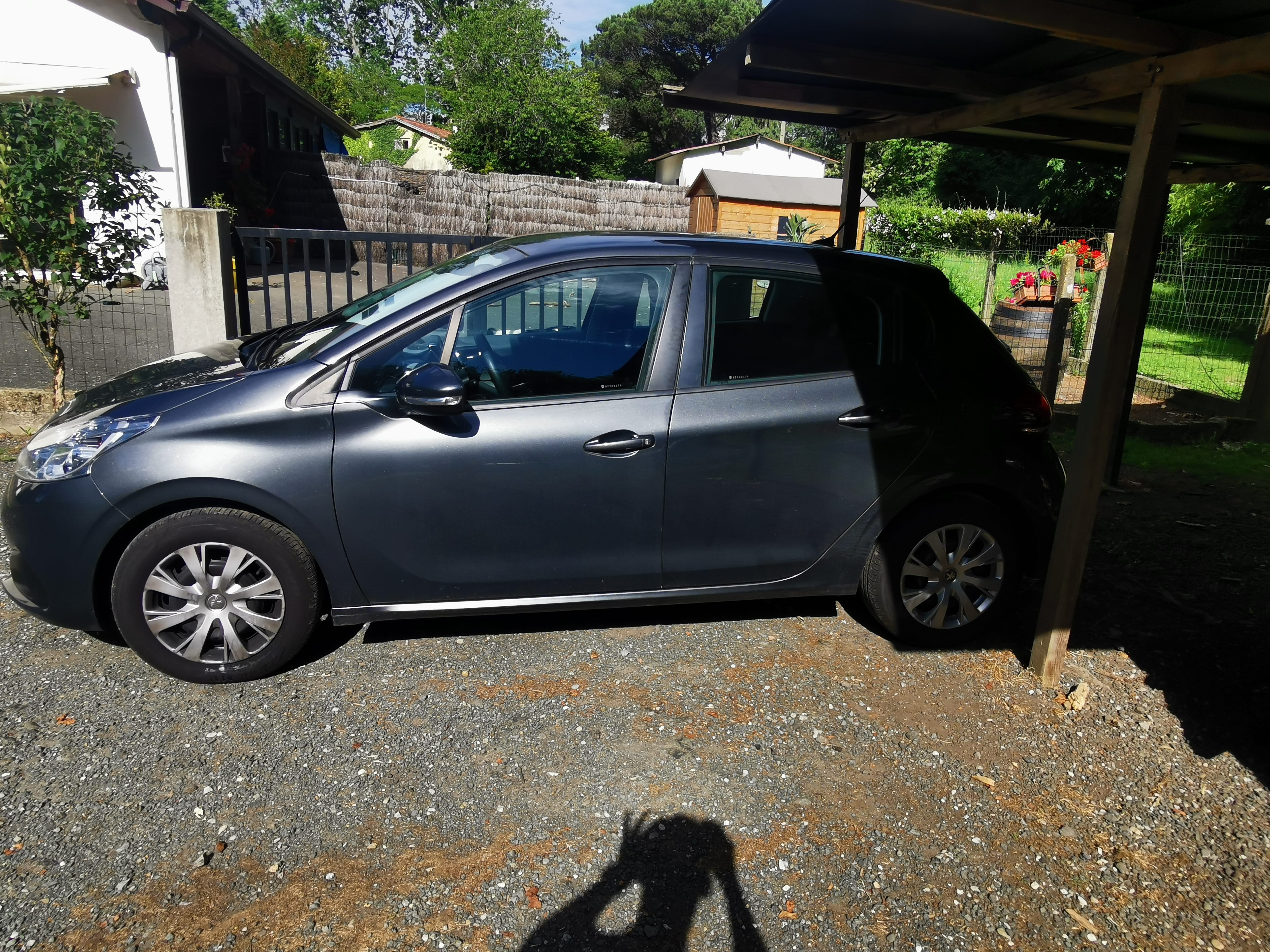 Peugeot 208 avec Climatisation