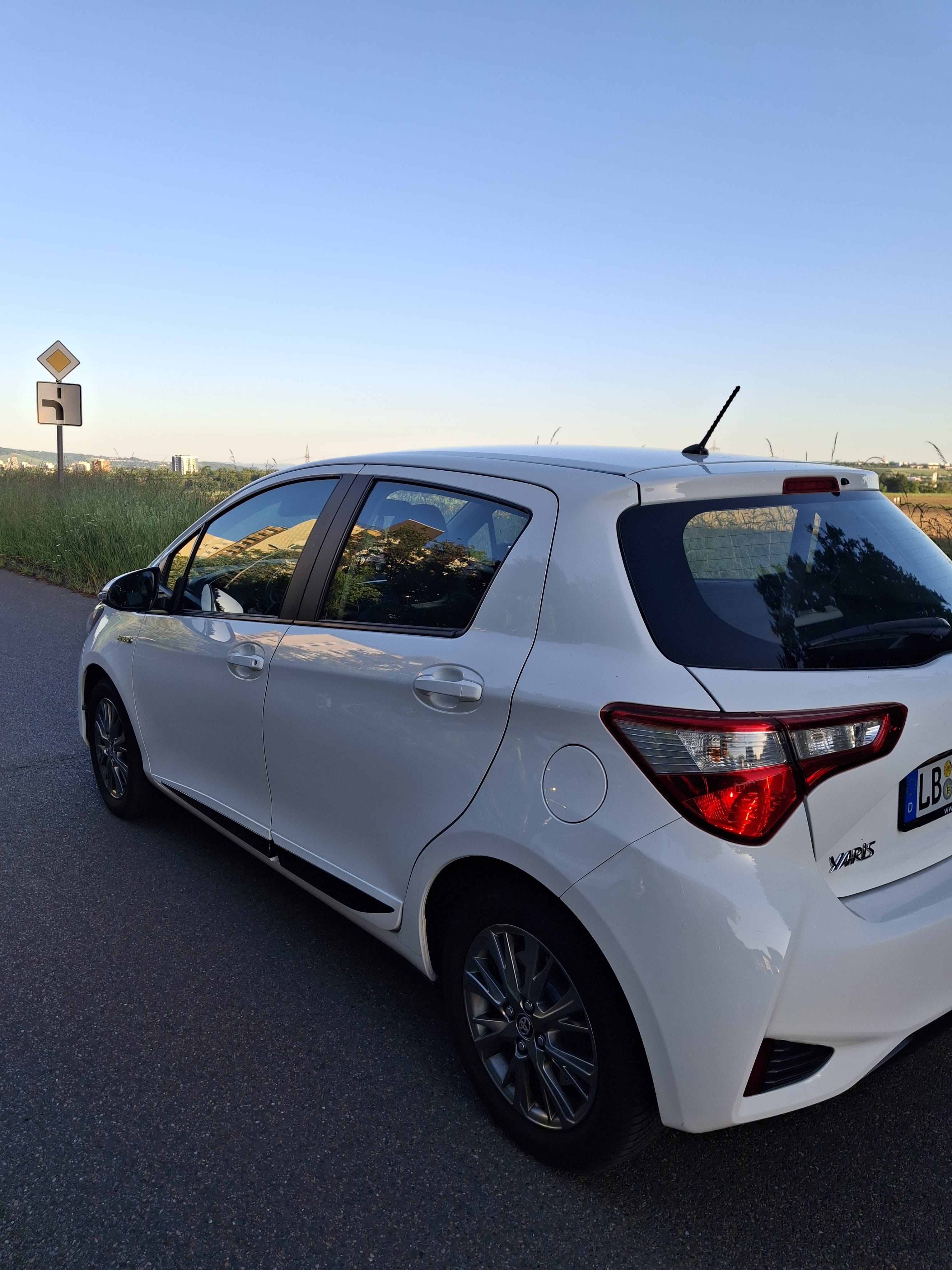 Toyota Yaris Hybrid