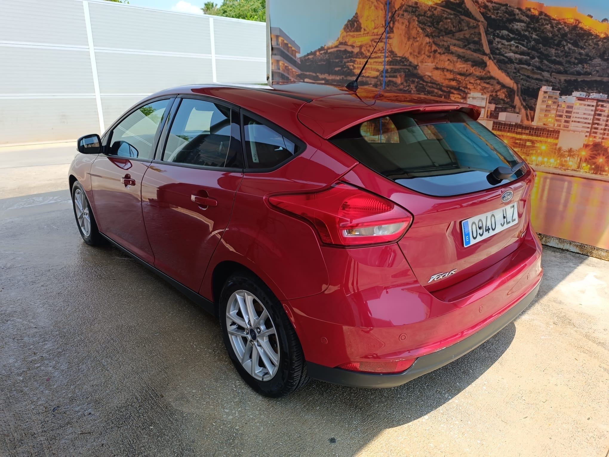 Ford Focus 1.0 ecobost gasolina con Aire acondicionado