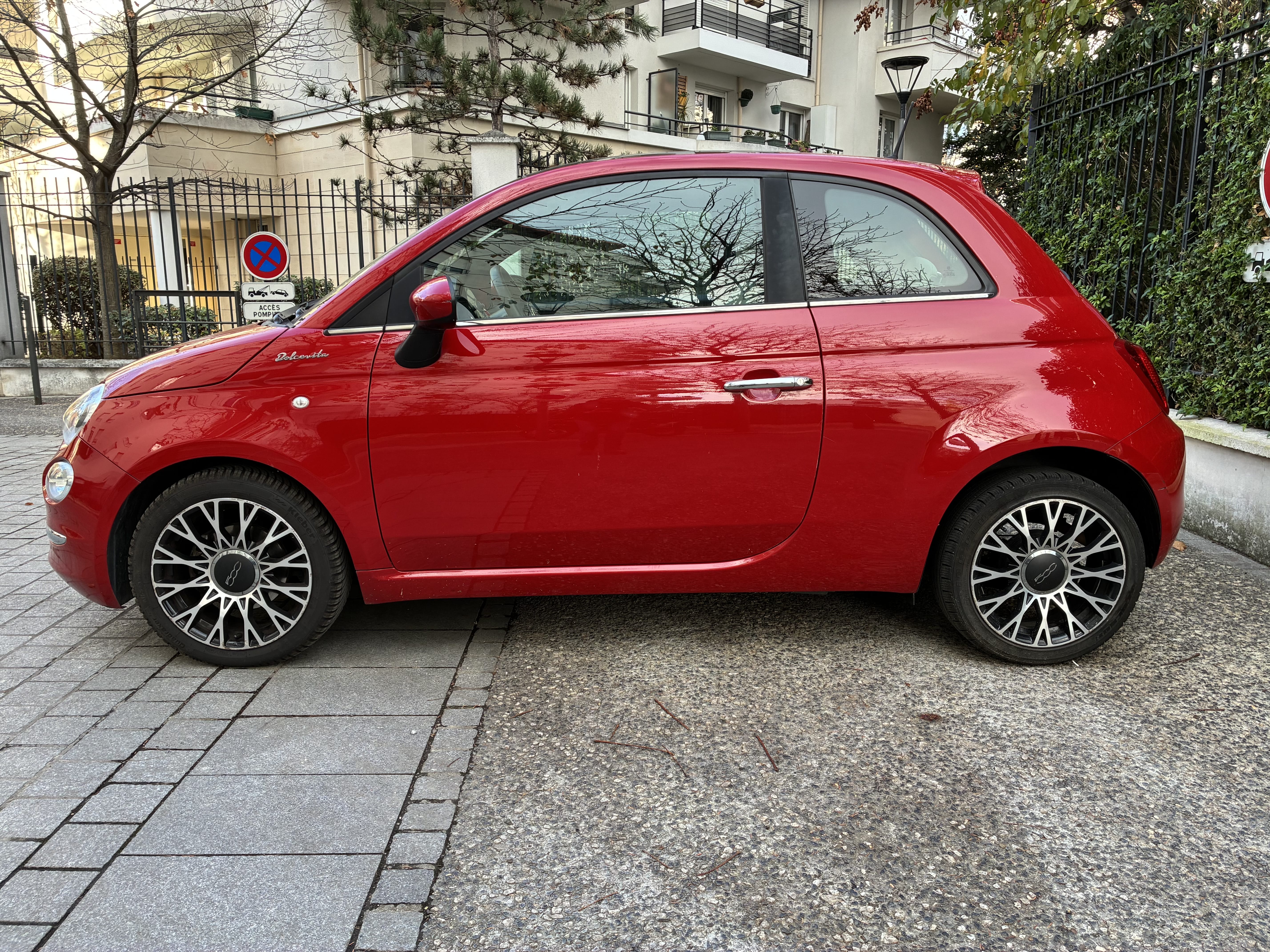 Fiat 500 HYBRIDE 1.0 70 CH DOLCEVITA avec Apple CarPlay