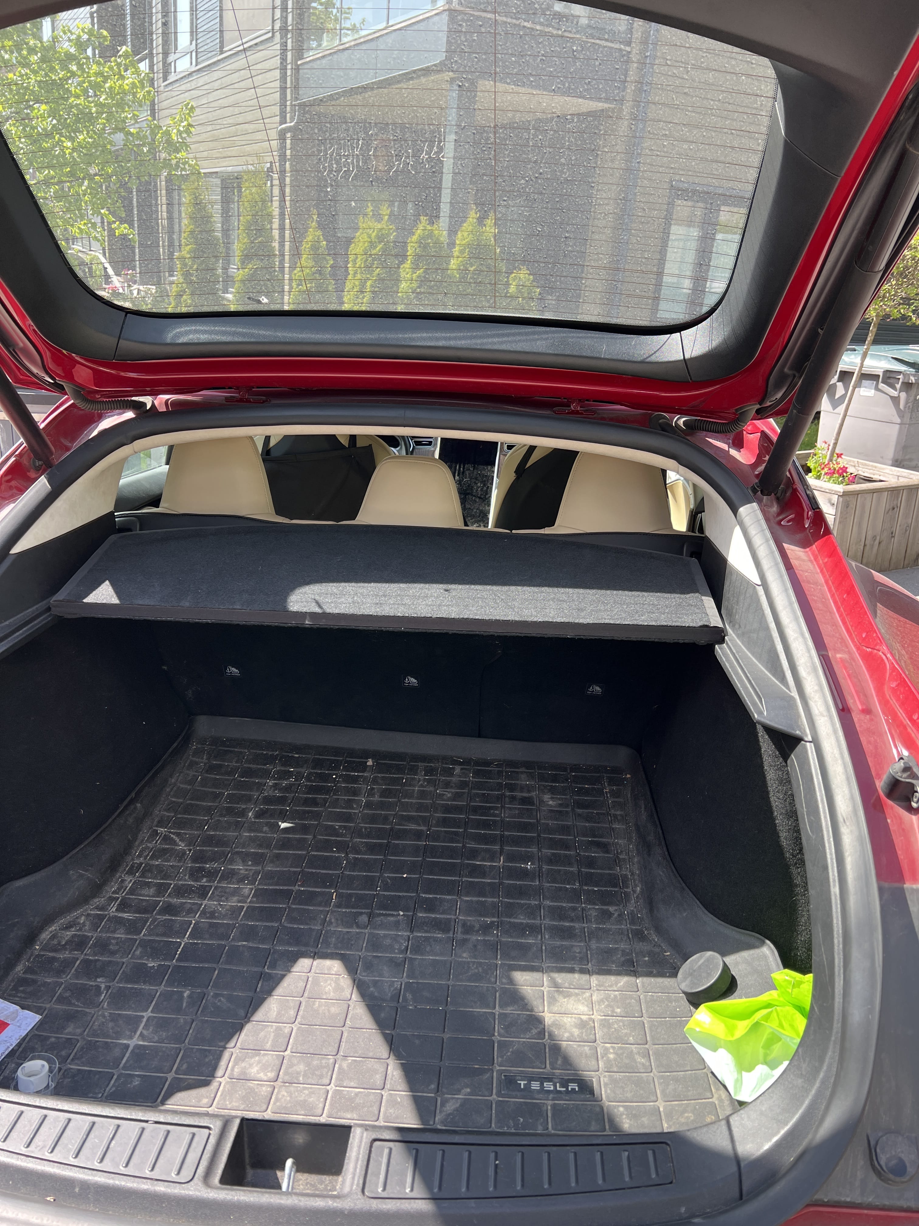Tesla Model S with Baby seat