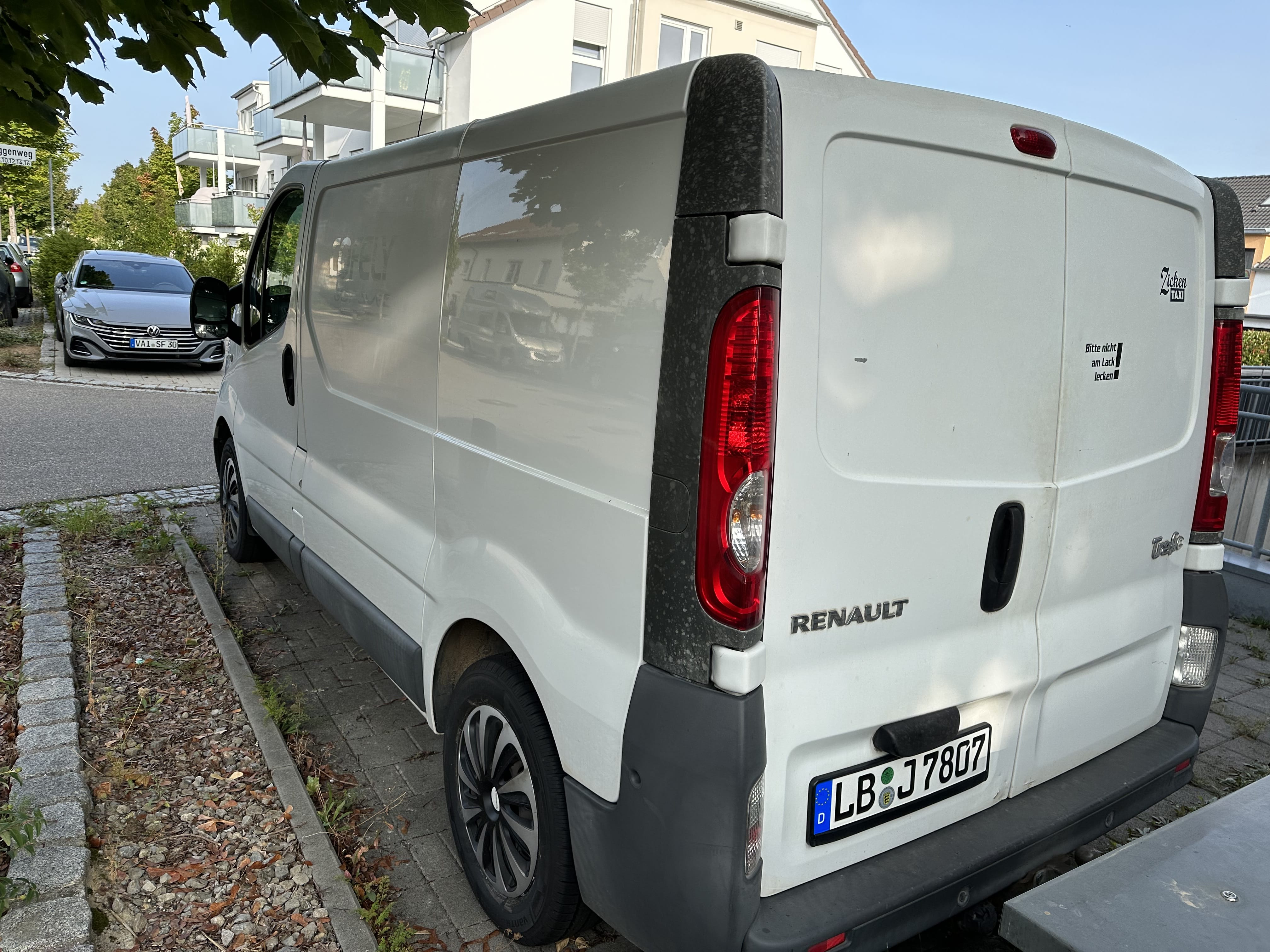 Renault Trafic Doppelkabine 2.0 TDI mit Navigationsgerät