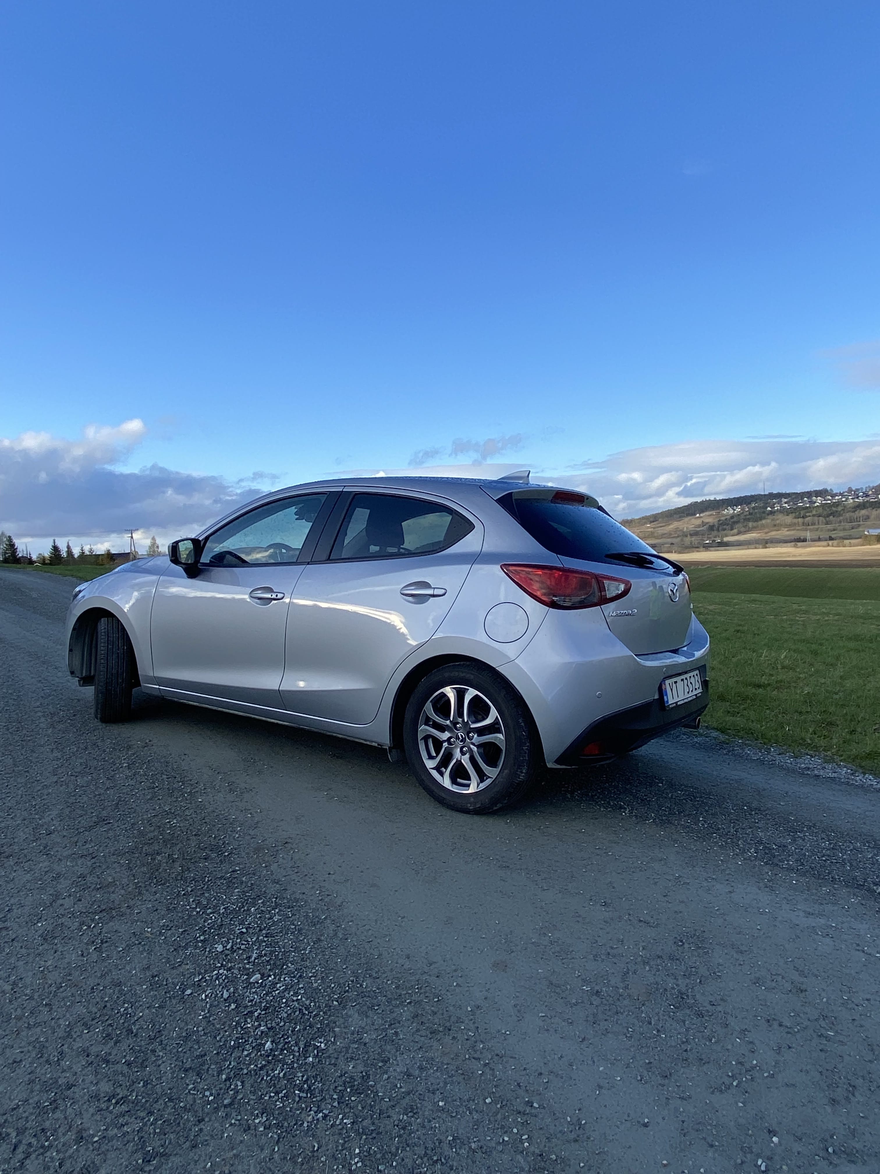 Mazda 2 med Ryggekamera