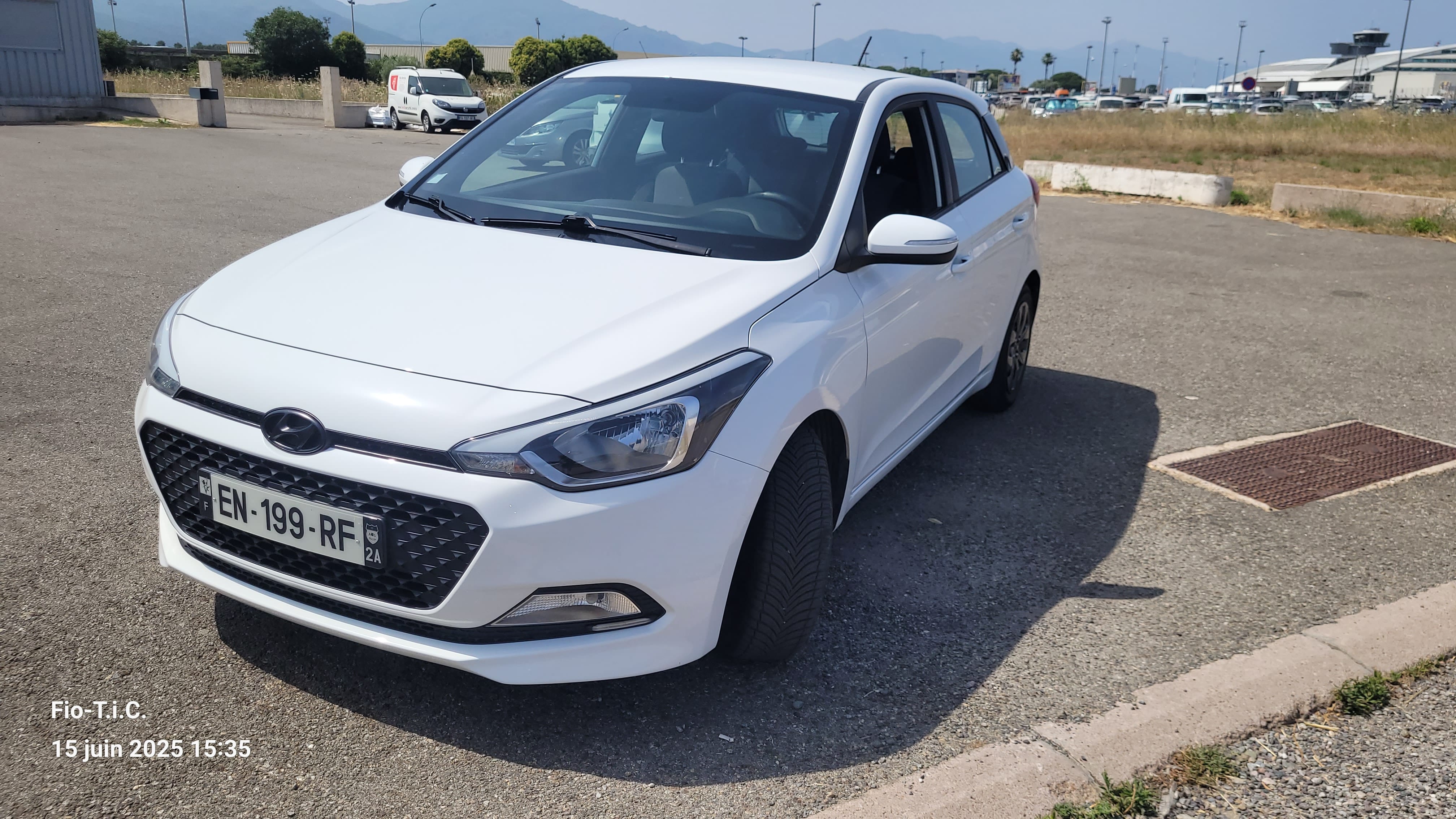 Hyundai i20 1.2 essence, 2017, Essence 98