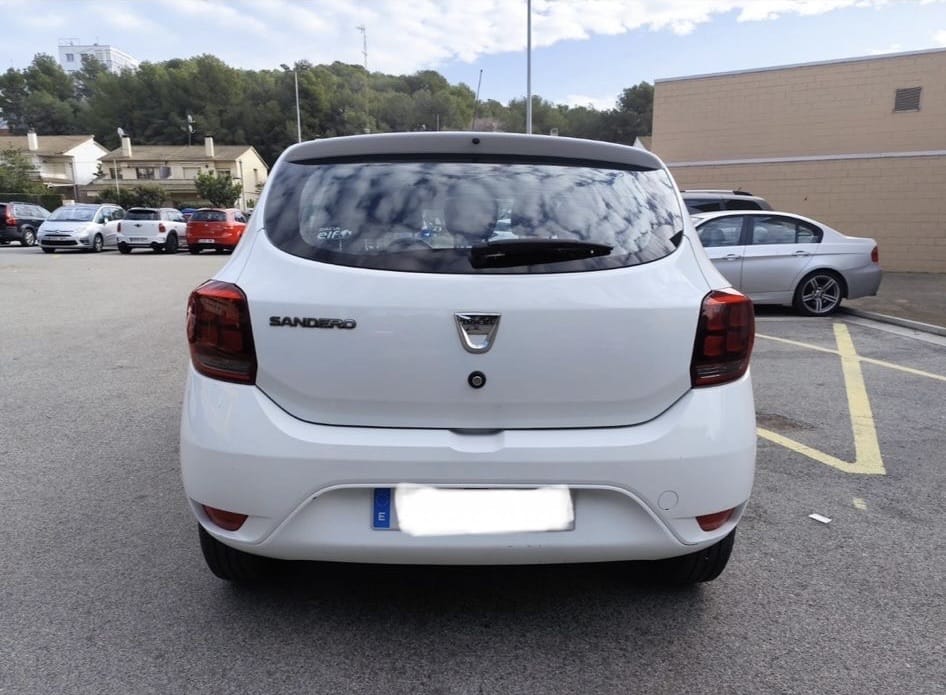 Dacia Sandero con Cadenas para la nieve