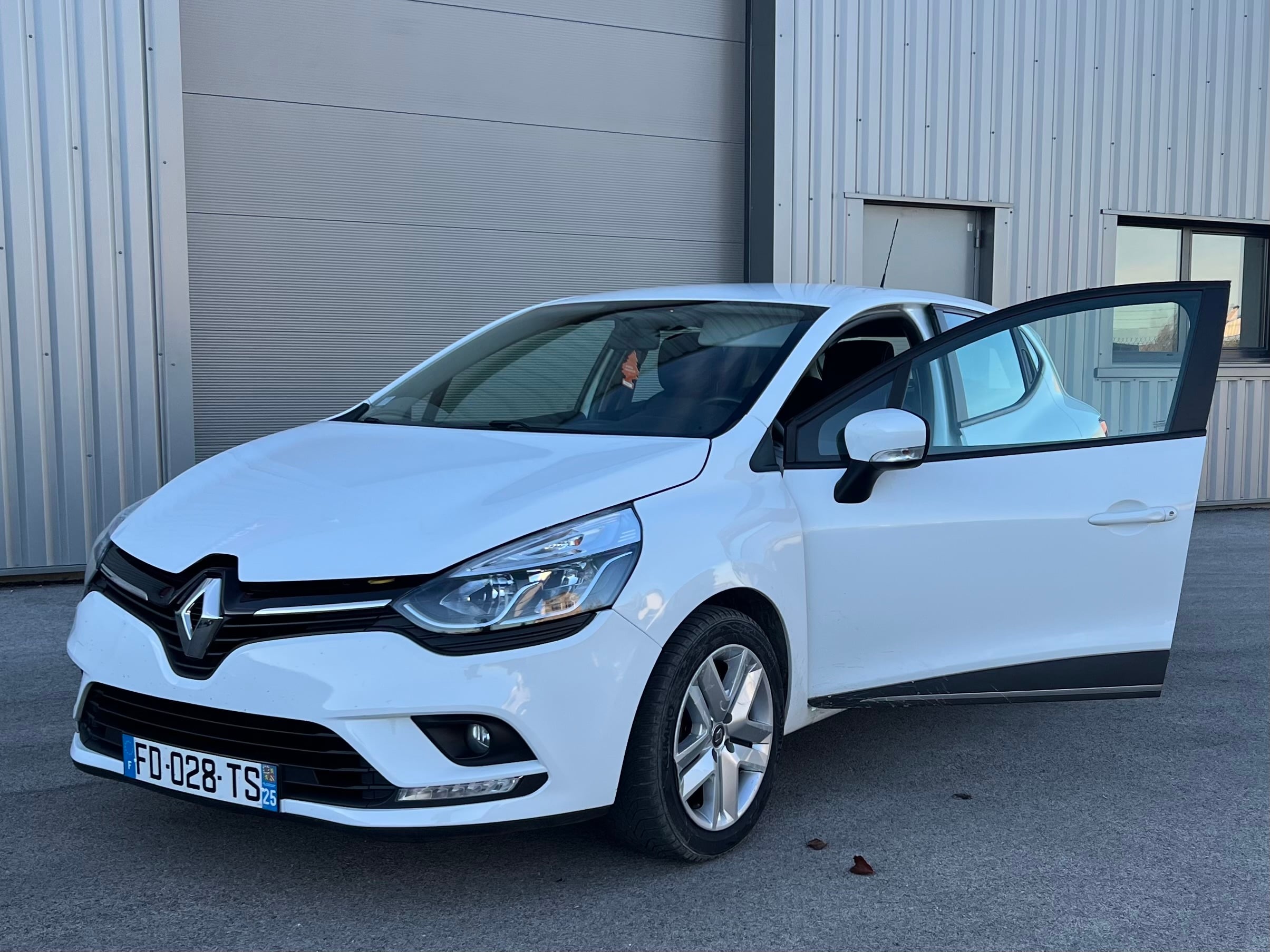 Renault Clio 1.5 DCI DIESEL CARPLAY / GARE SNCF, 2019, Diesel