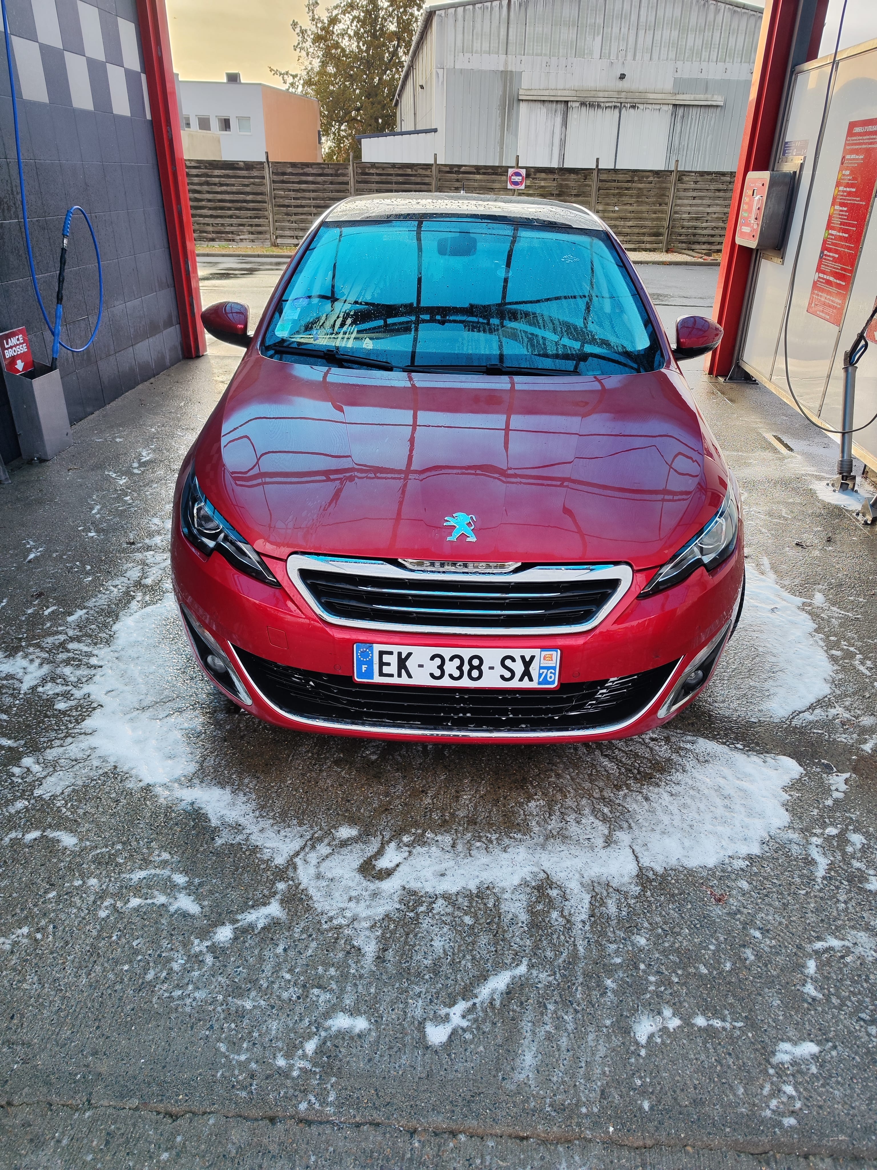 Peugeot 308, 2017, Essence 95