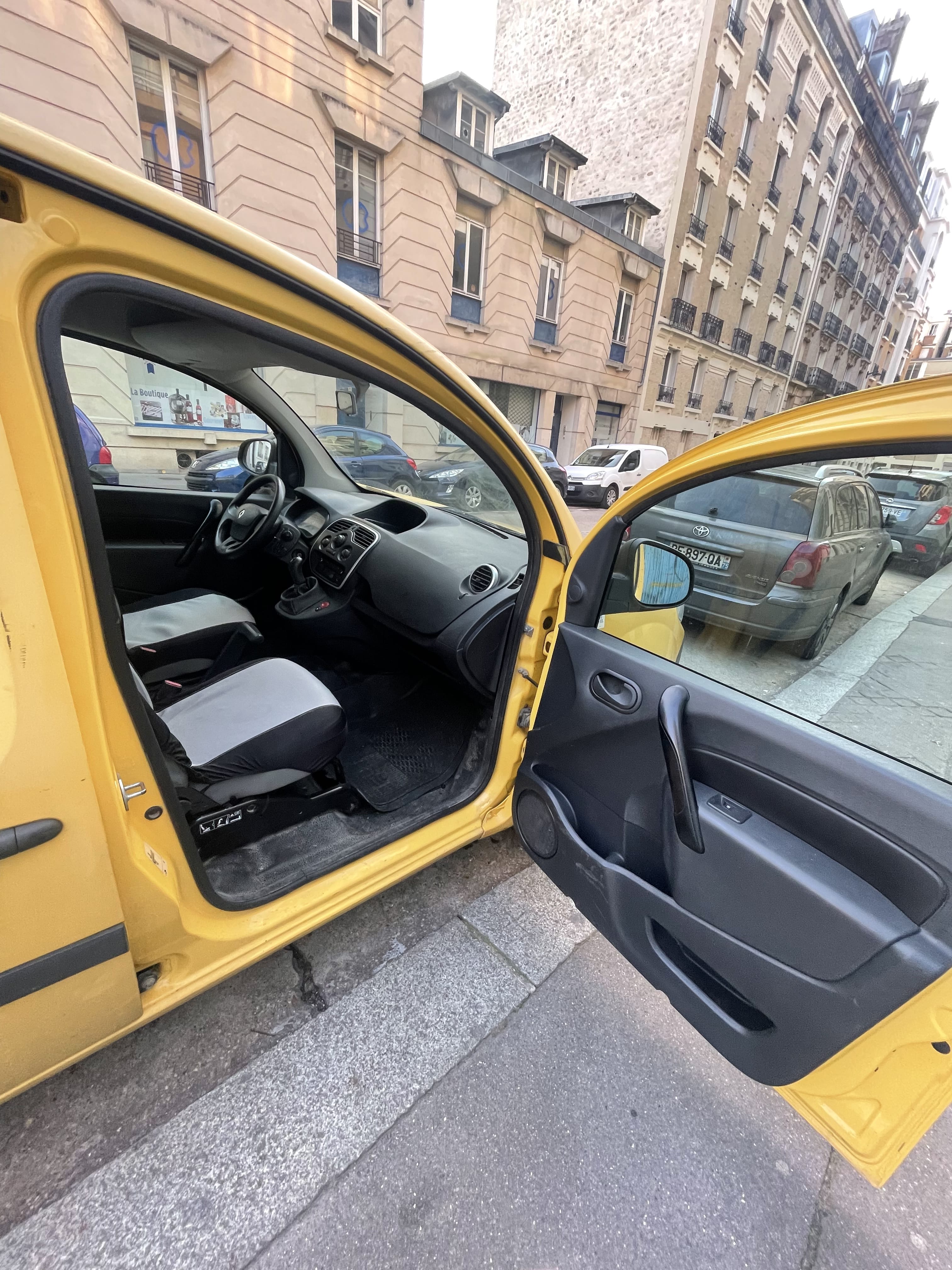 Renault Kangoo Express avec Entrée audio / iPod