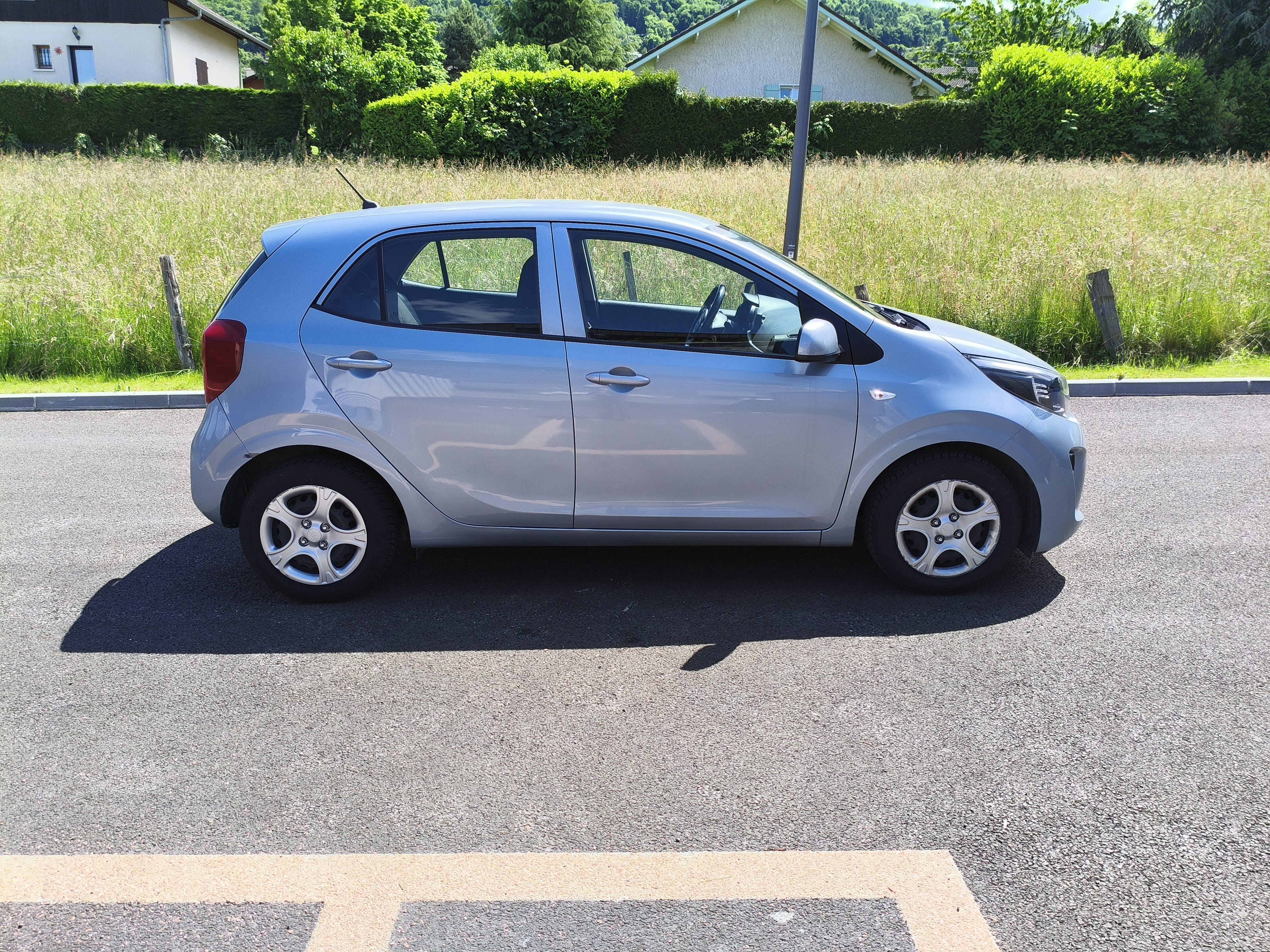 Kia Picanto Essence avec Climatisation