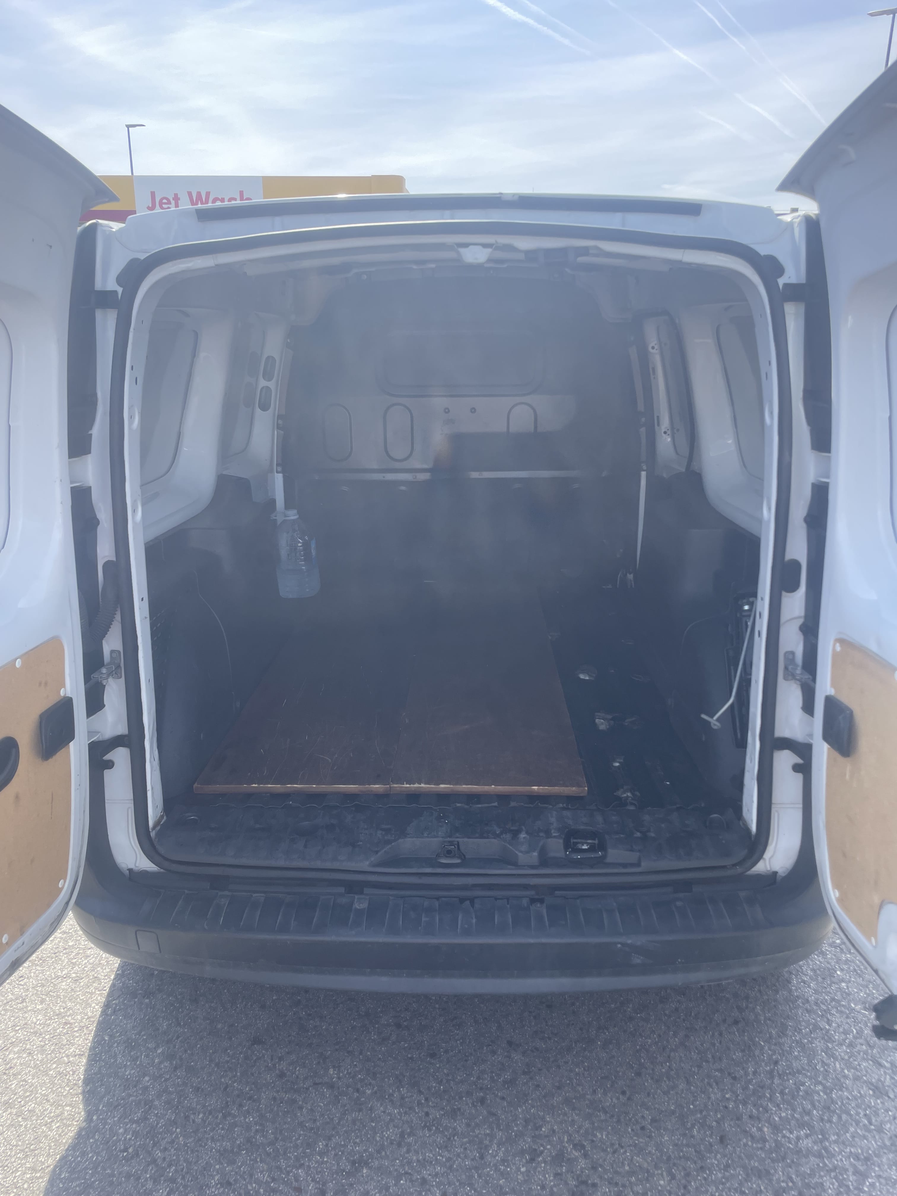 Nissan NV250 con Entrada de Audio/iPod