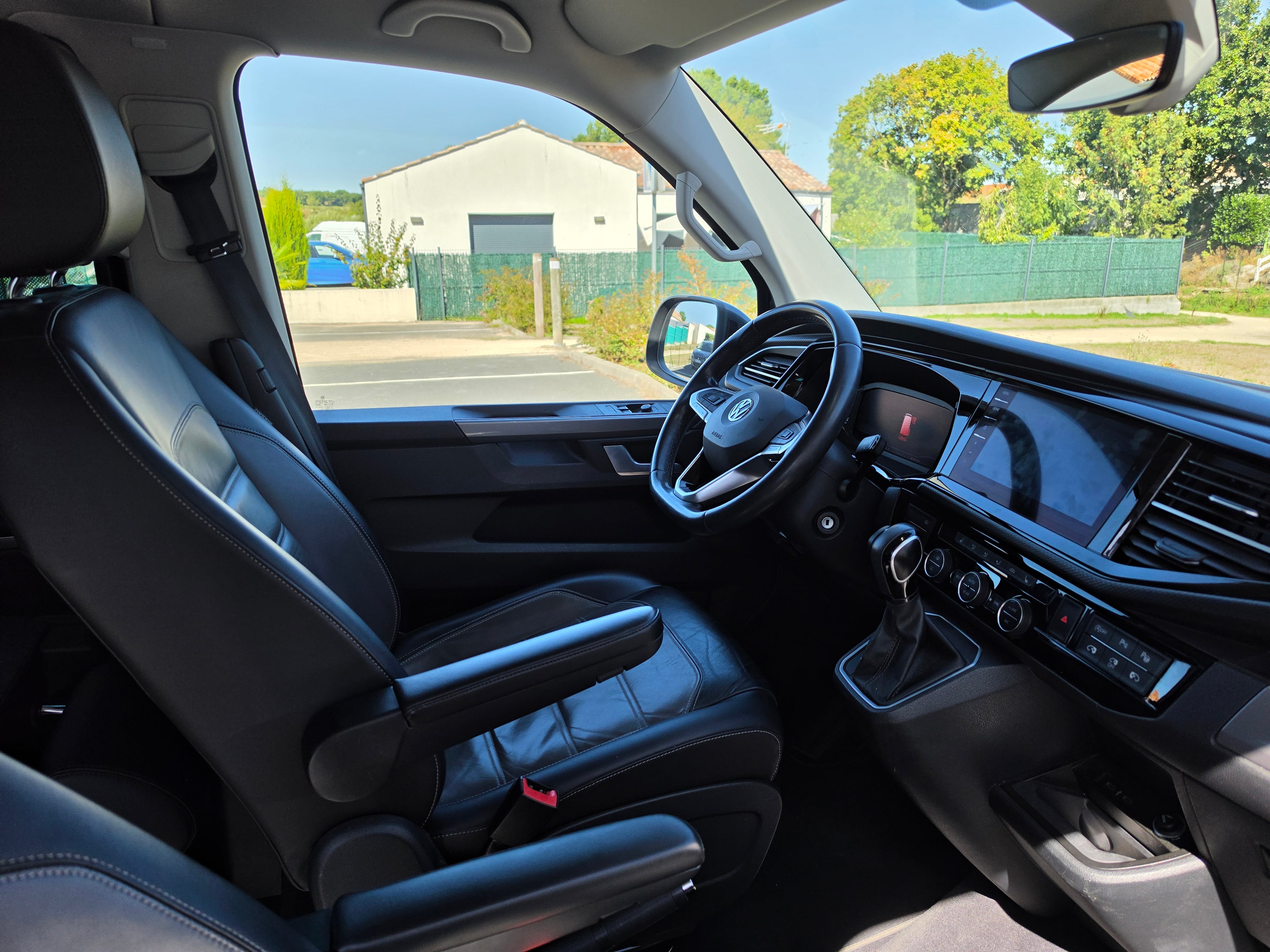 Volkswagen Multivan avec GPS