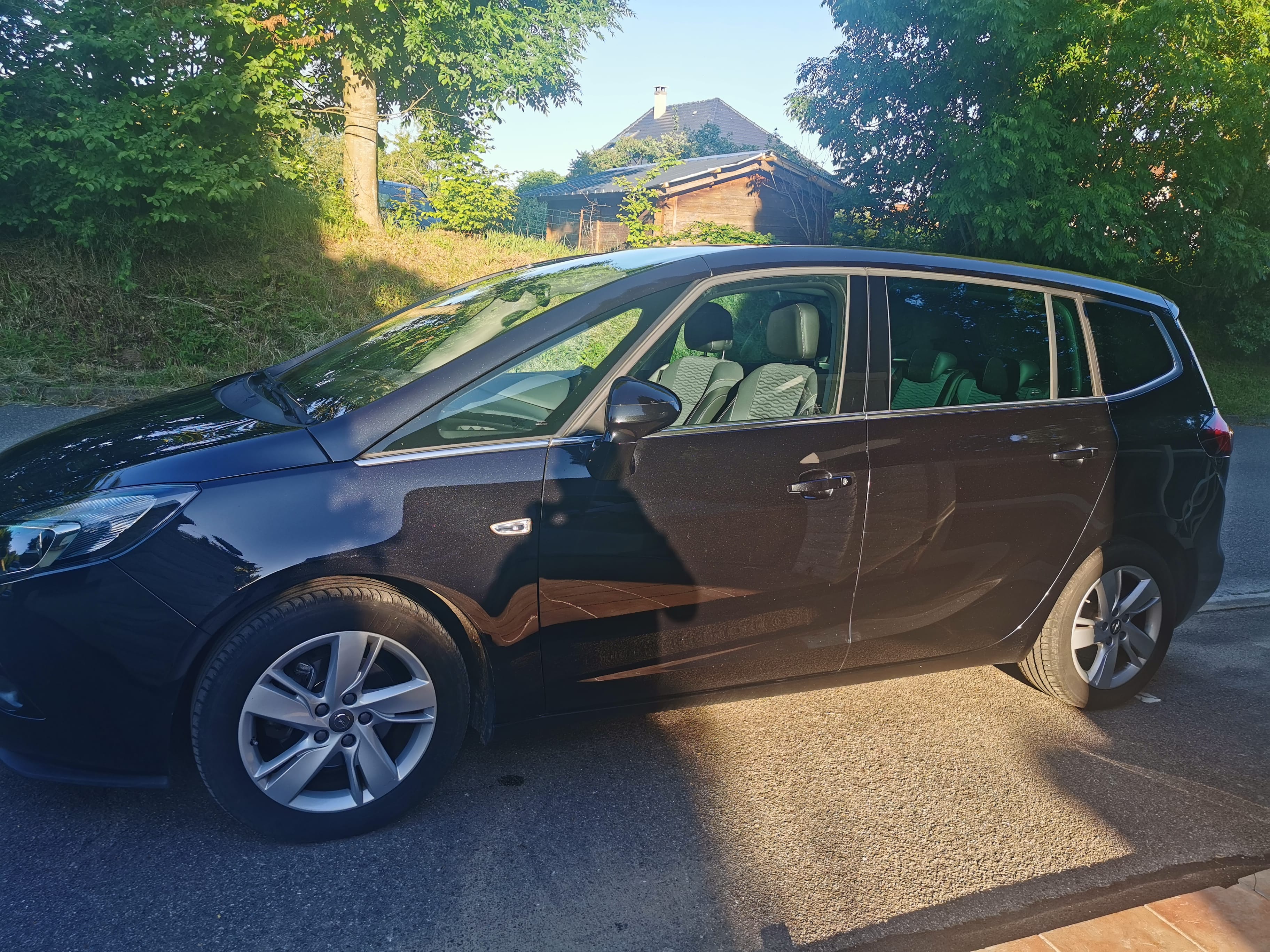 Opel Zafira Tourer avec GPS