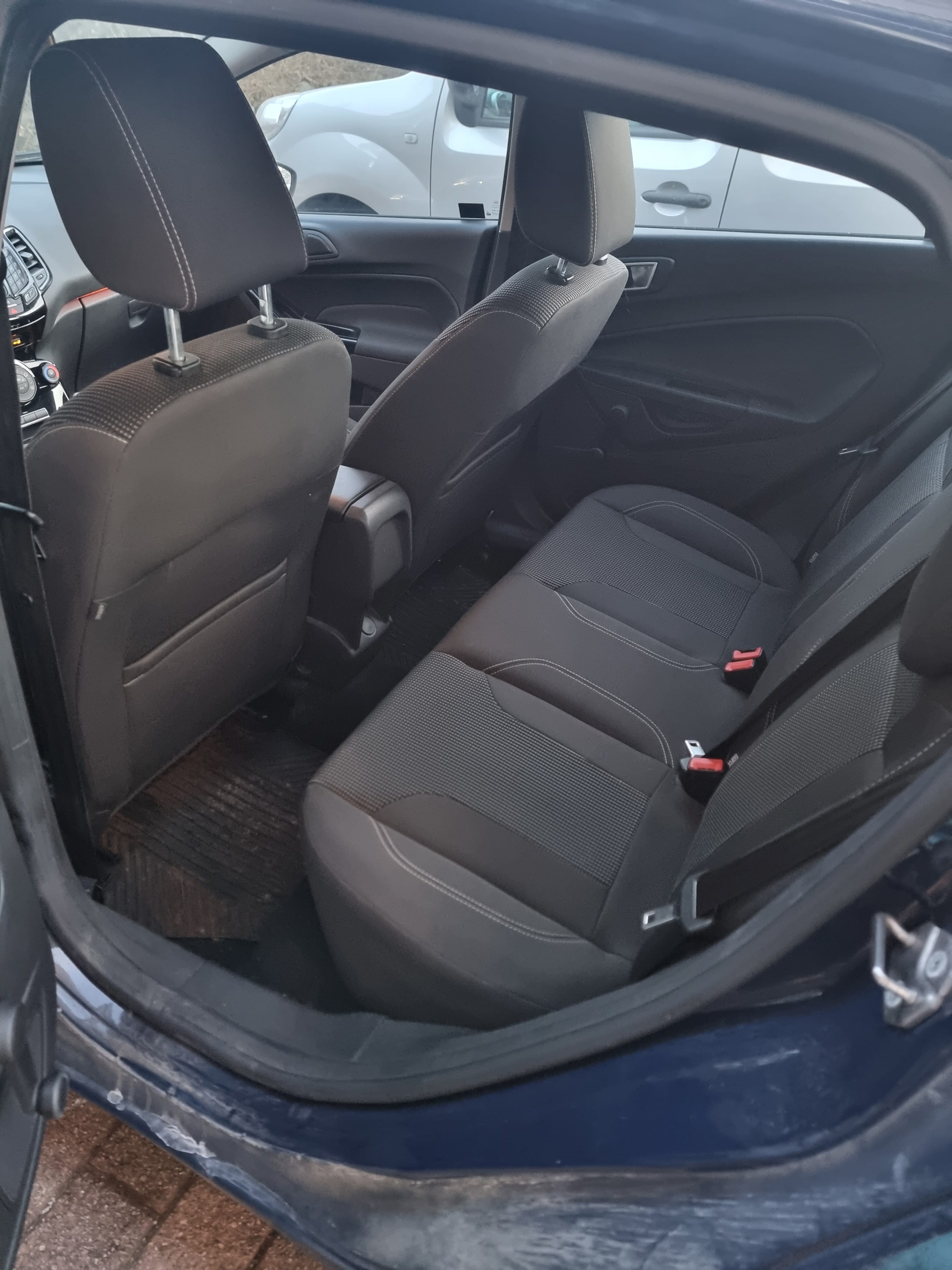 Ford Fiesta Titanium, 1.0 petrol, 100HP with Audio / iPod input