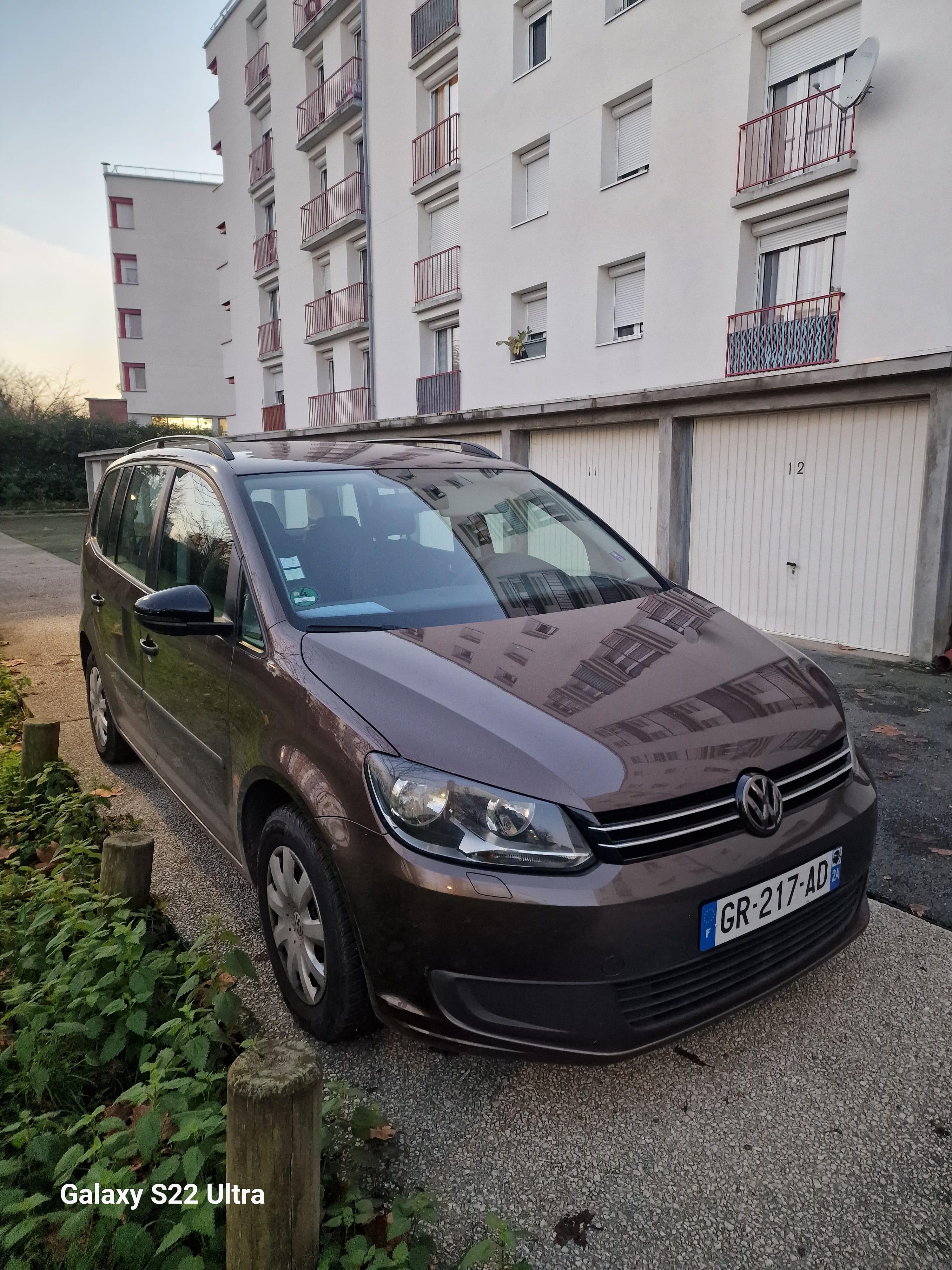 Volkswagen Touran avec Coffre de toit