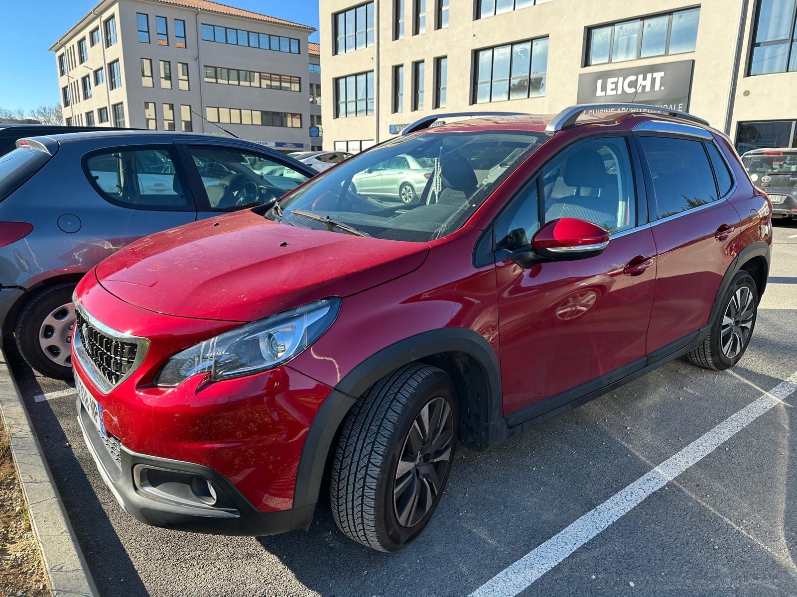 Peugeot 2008, 2018, Essence 98, automatique